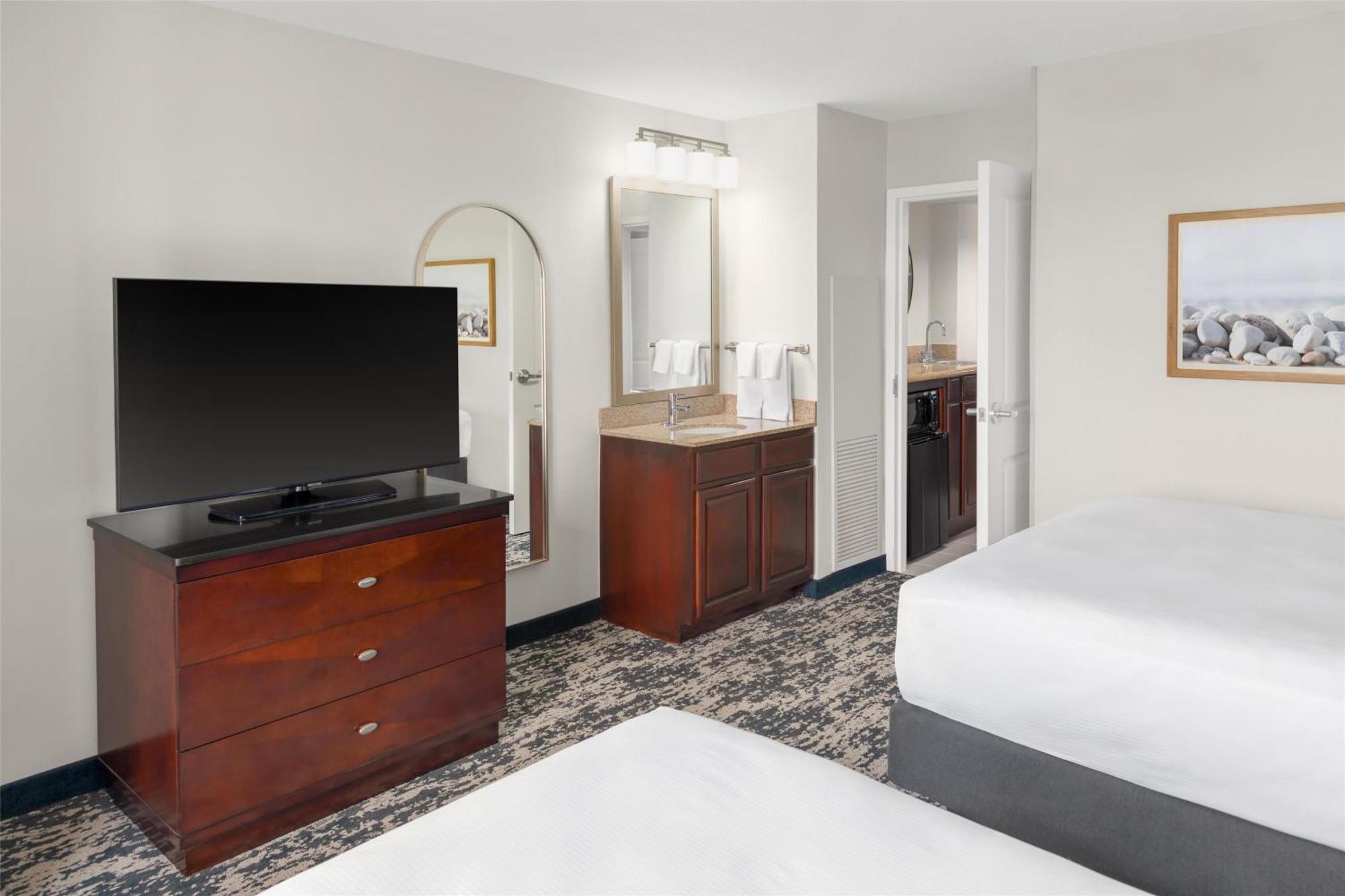 Embassy Myers - Hotel