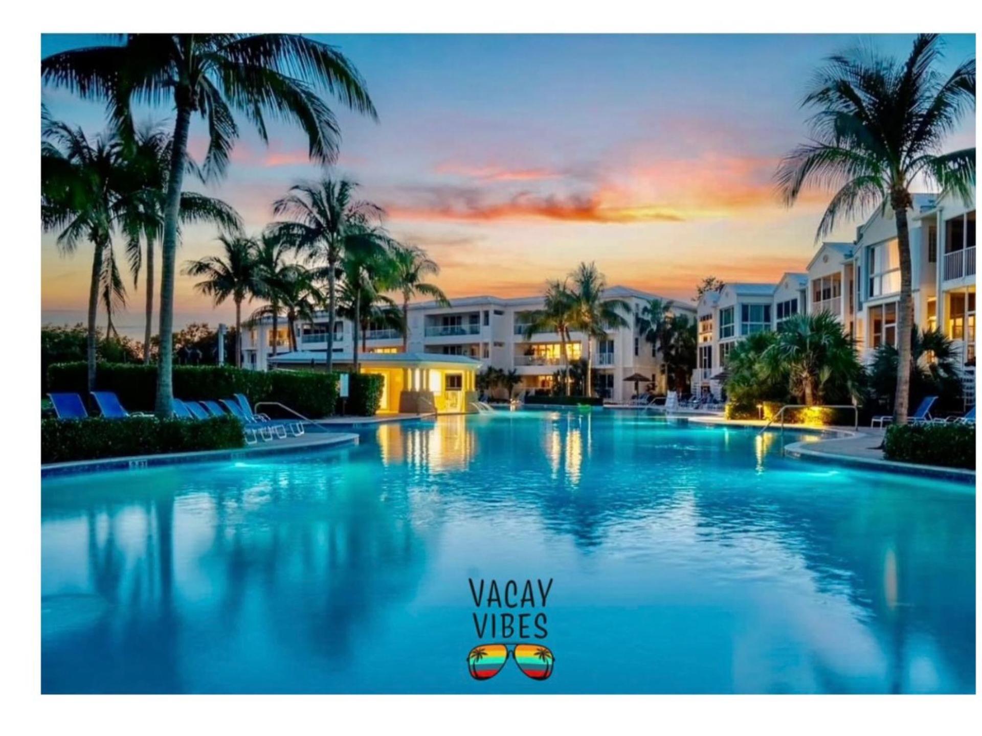 Vacay Vibes-2 Pools, Pickleball, Coffee Bar, 2 Jacuzzis, Food Truck * Key Largo