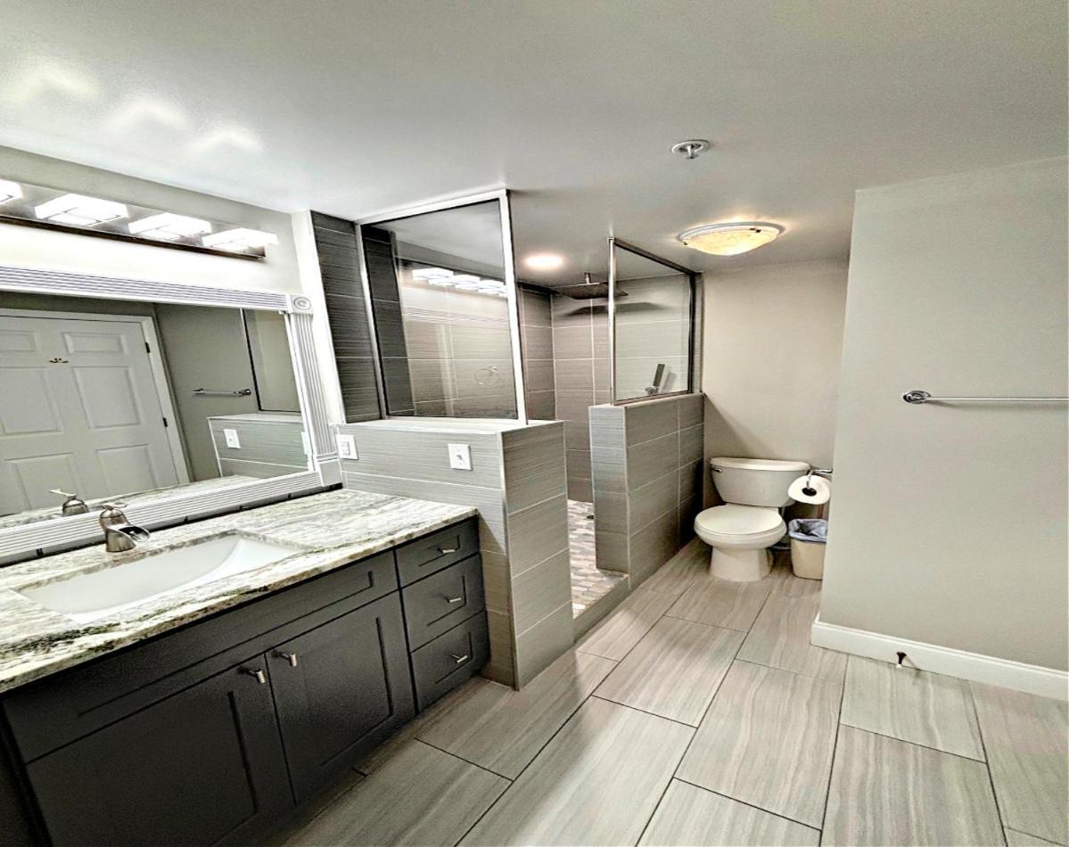 Apartment Vacation In Comfort And Luxury - 1 Bedroom Direct Oceanfront - Wyndham Ocean Walk 1706 *