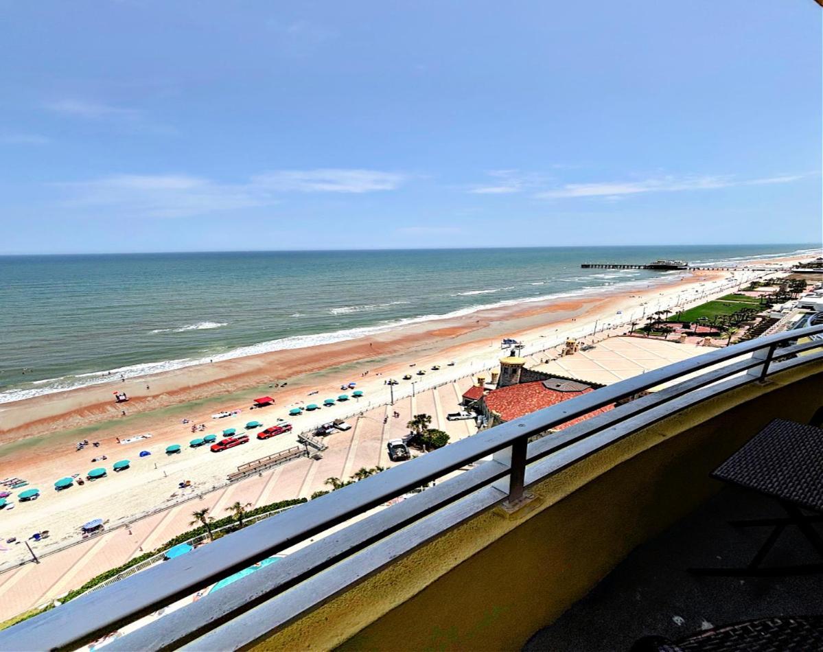 Apartment Vacation In Comfort And Luxury - 1 Bedroom Direct Oceanfront - Wyndham Ocean Walk 1706 Daytona Beach