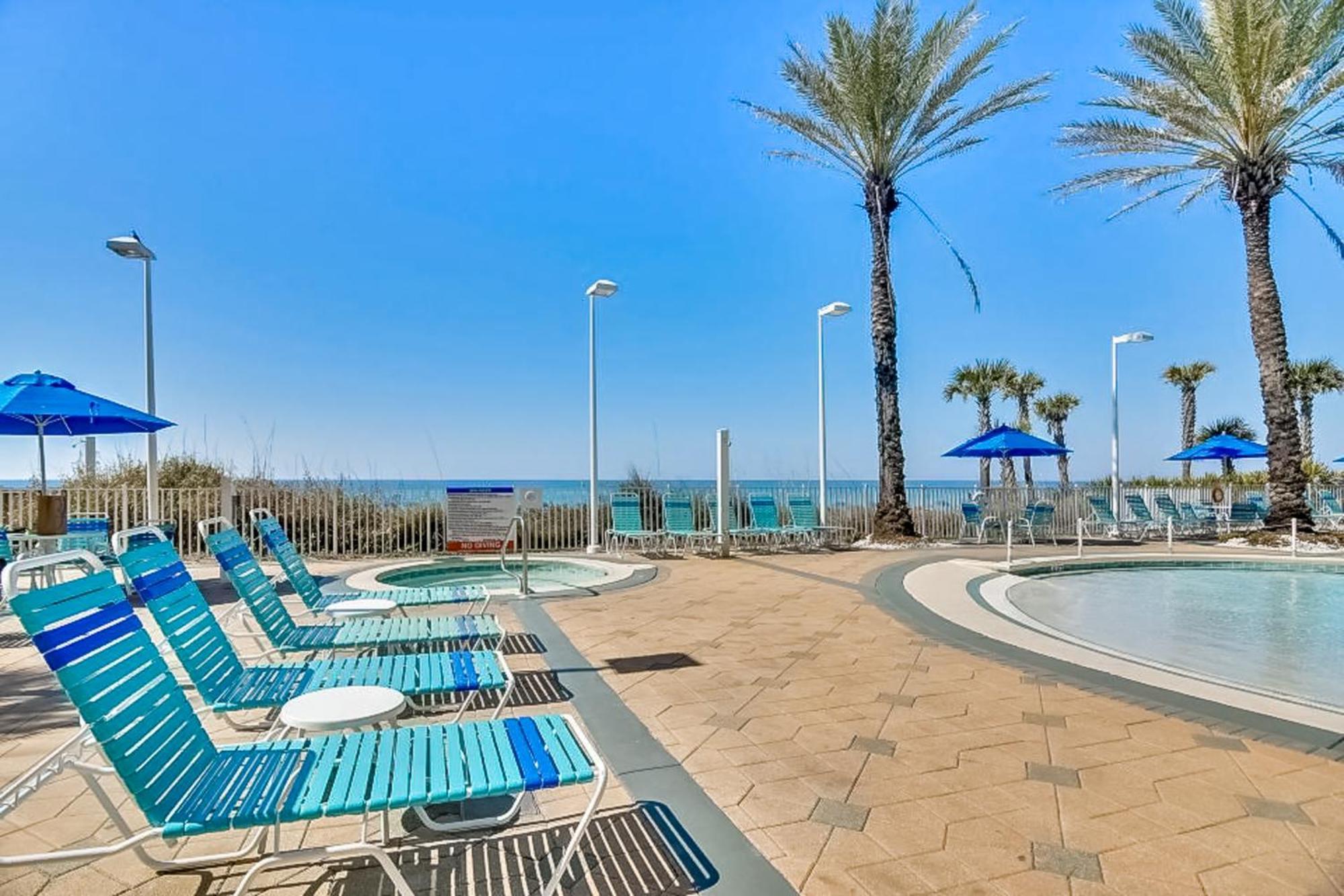 Boardwalk 1900 Hotel