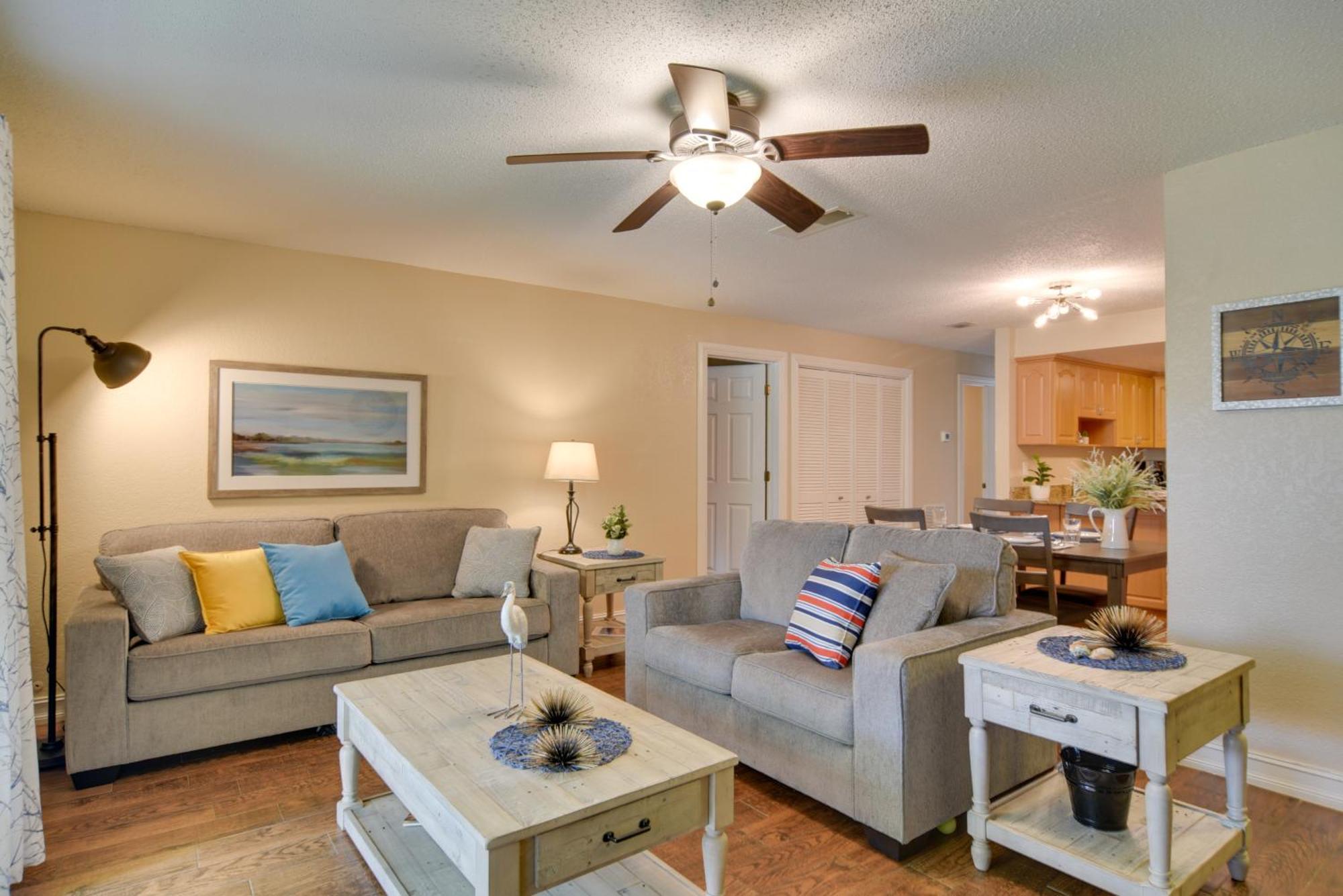 Apartment Escape About 4 Mi To Siesta Key Beach! *