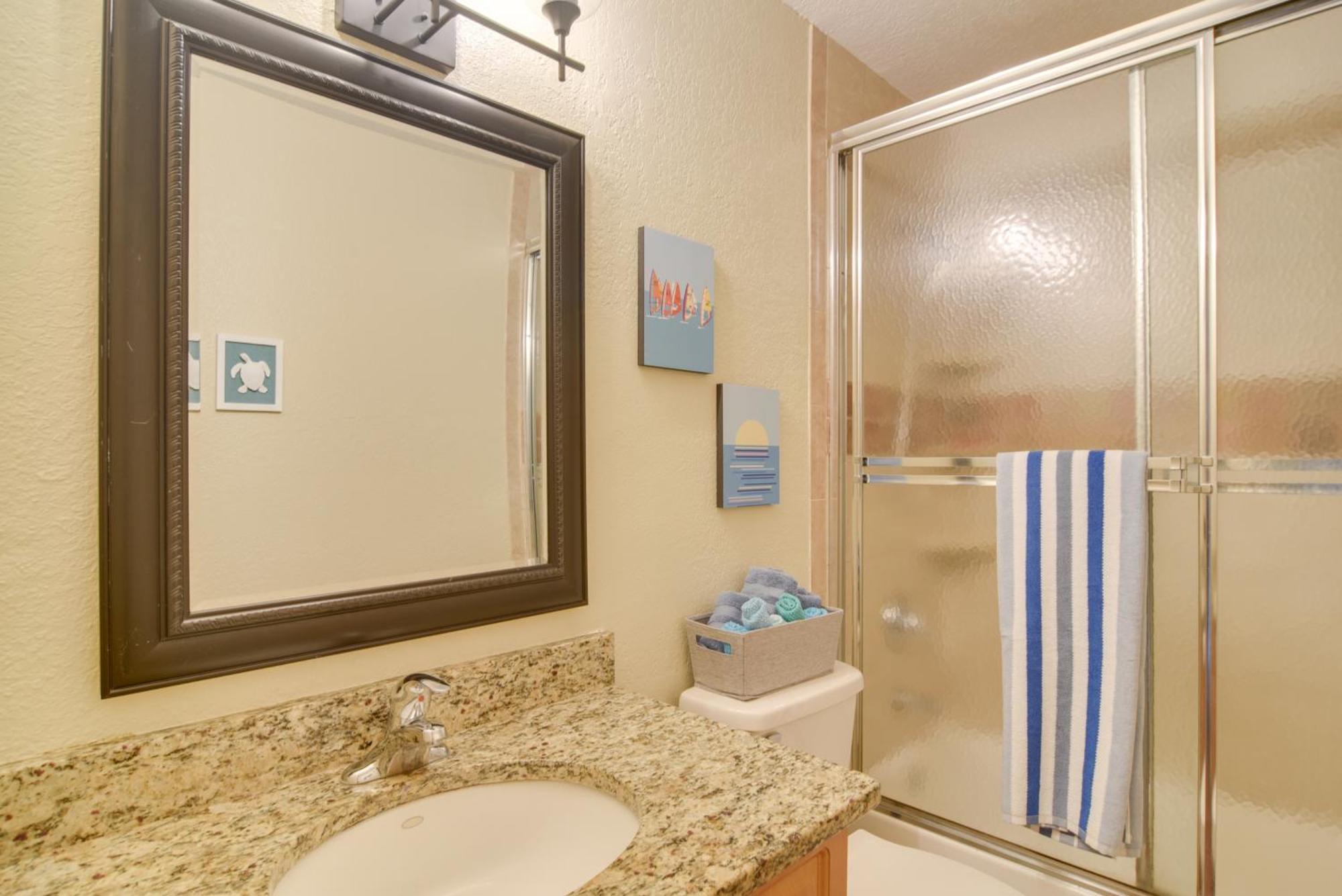Apartment Escape About 4 Mi To Siesta Key Beach! *