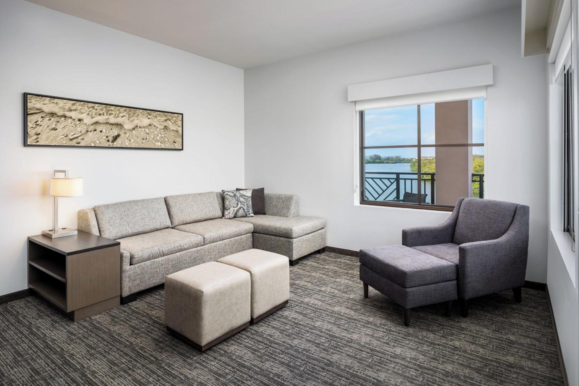 Hyatt House 5th Avenue