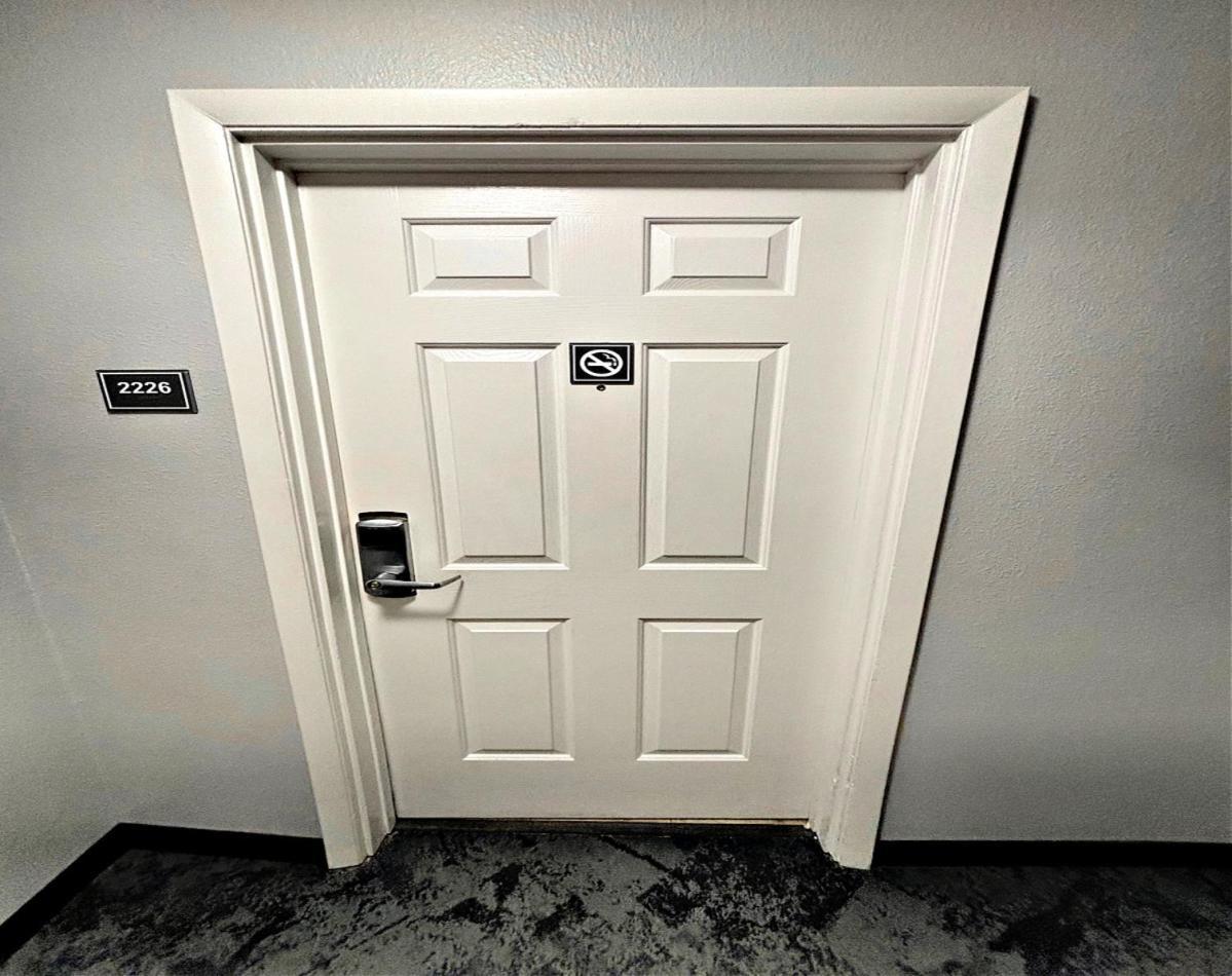 Apartment 2 Bedroom Direct Oceanfront Wyndham Ocean Walk Daytona 2226-0 Daytona Beach