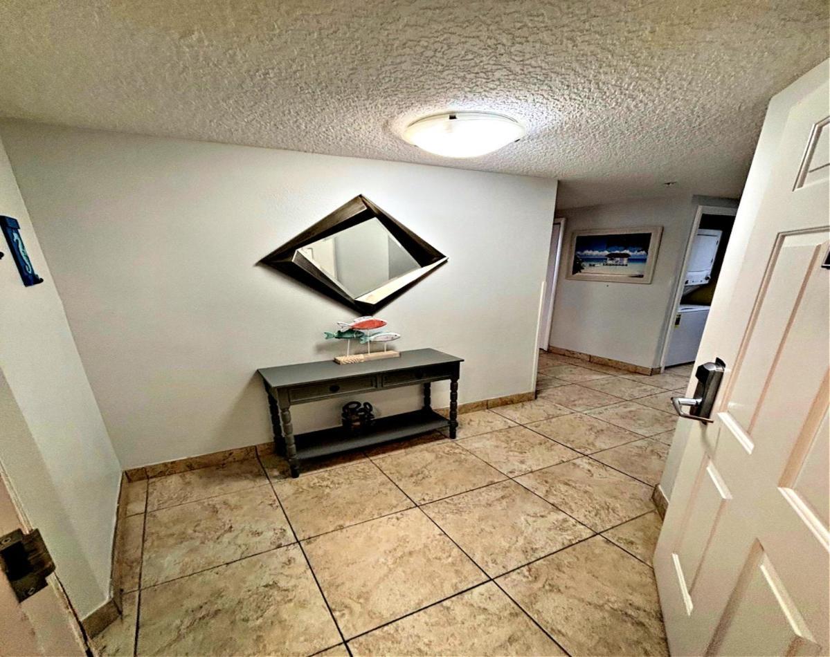 2 Bedroom Direct Oceanfront Wyndham Ocean Walk - Daytona Funland 2226 Daytona Beach
