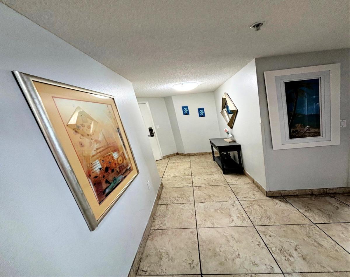 2 Bedroom Direct Oceanfront Wyndham Ocean Walk - Daytona Funland 2226 *