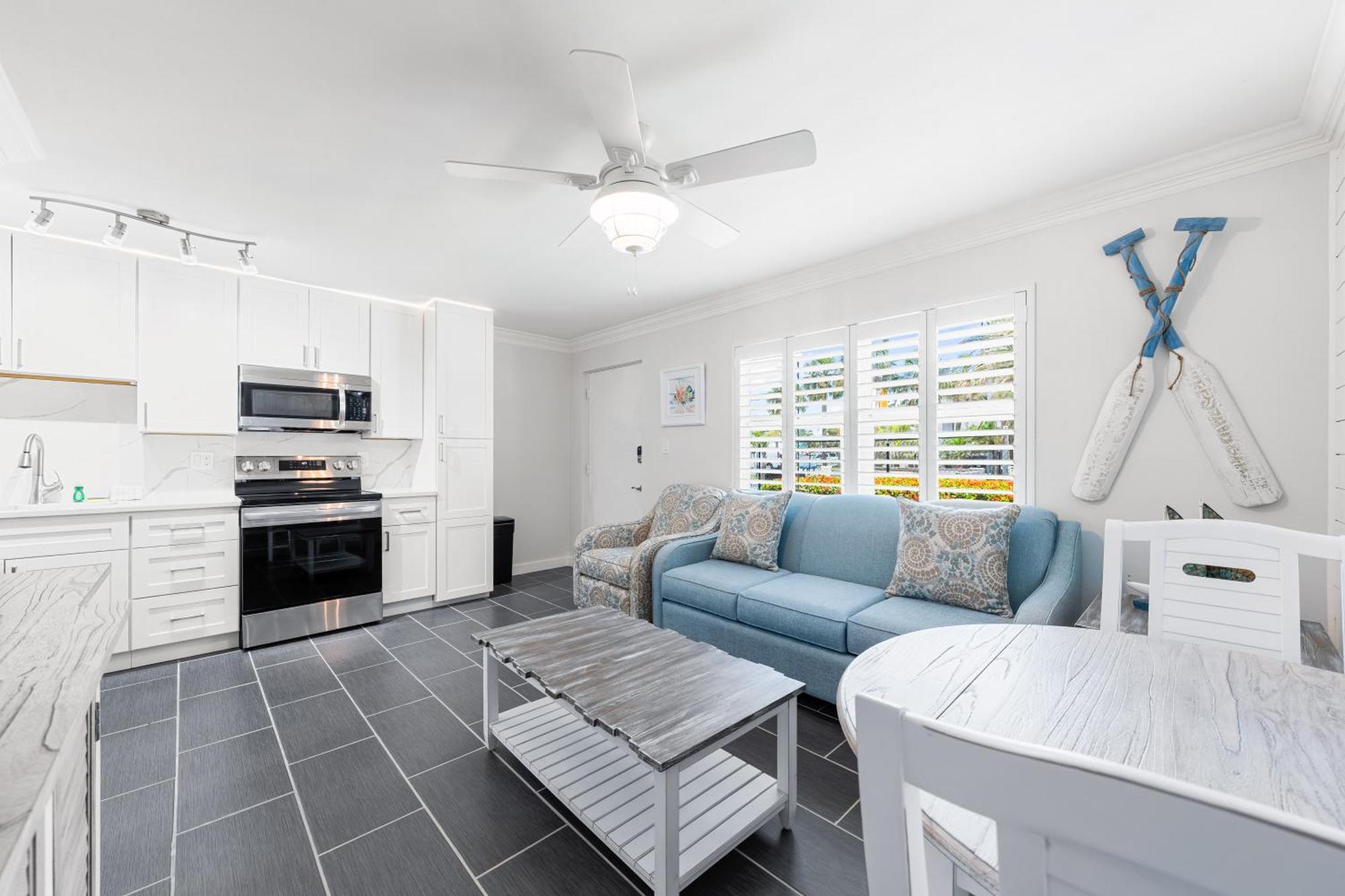 Gulf Holiday By Beachside Management