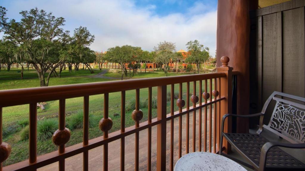 Lodge Disney's Animal Kingdom Four Corners