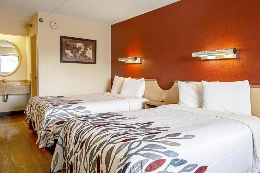 Motel Red Roof - Orange Park 2*