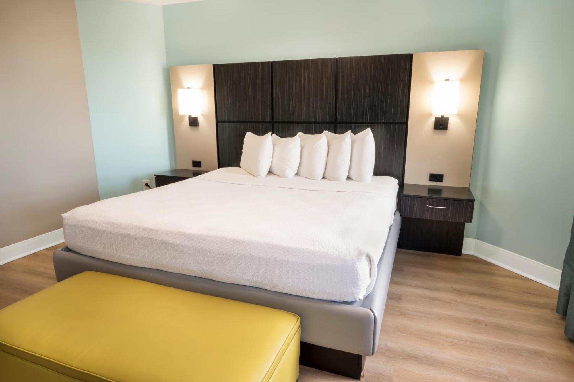 Western Seaside Hotel 3*