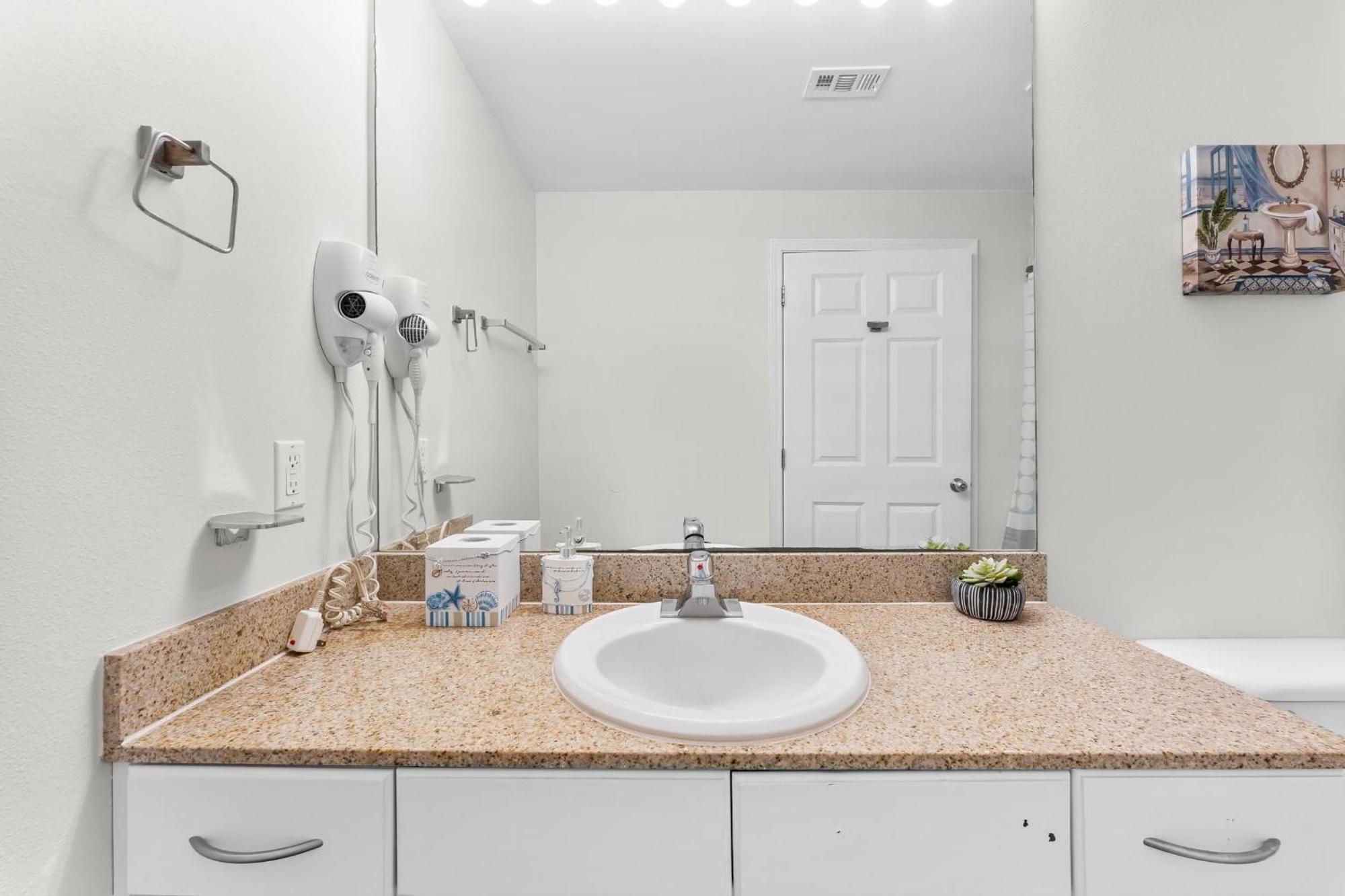 Laketown Wharf By Panhandle Getaways *