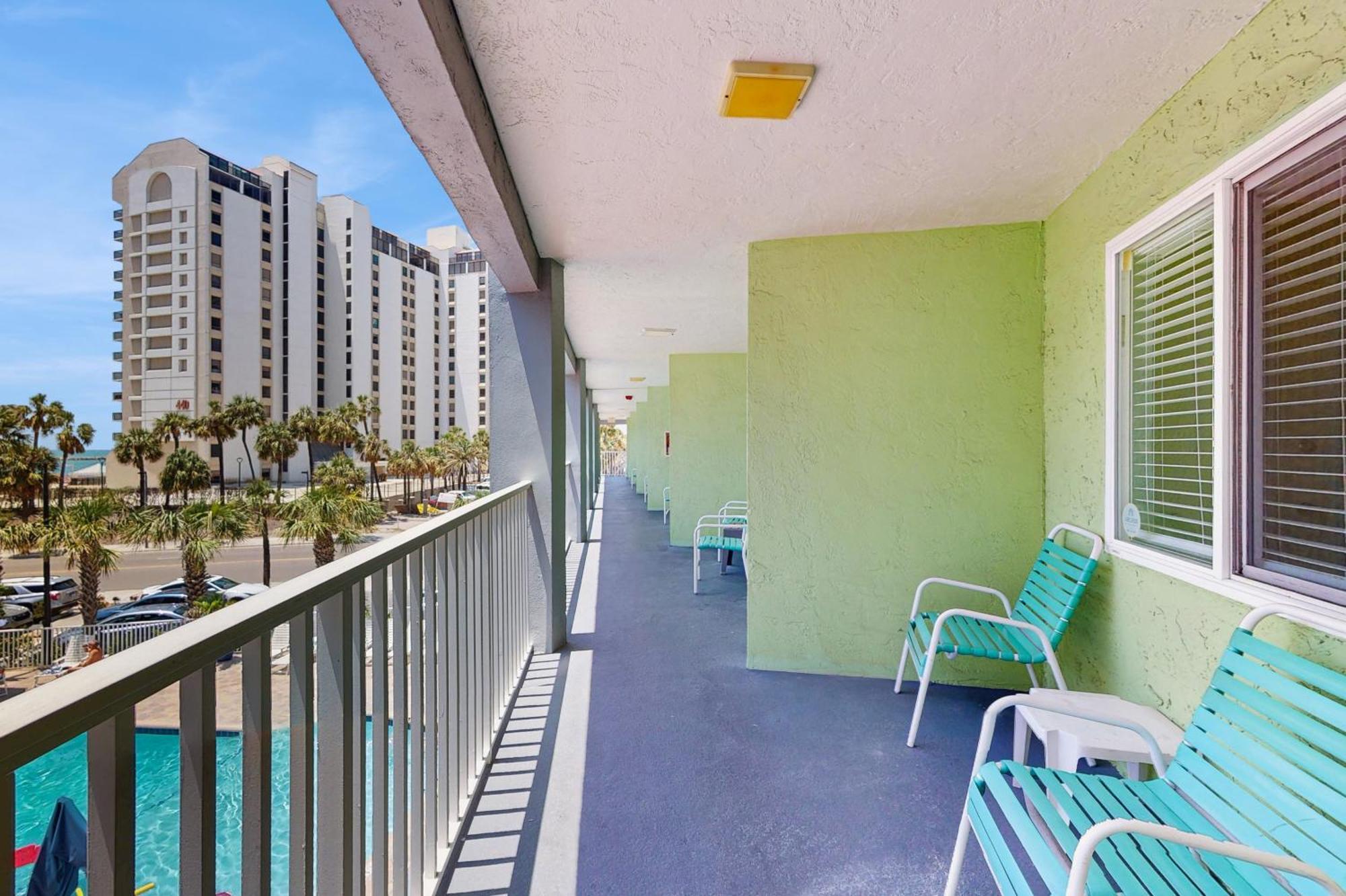 Pelican Pointe Apartment Clearwater Beach