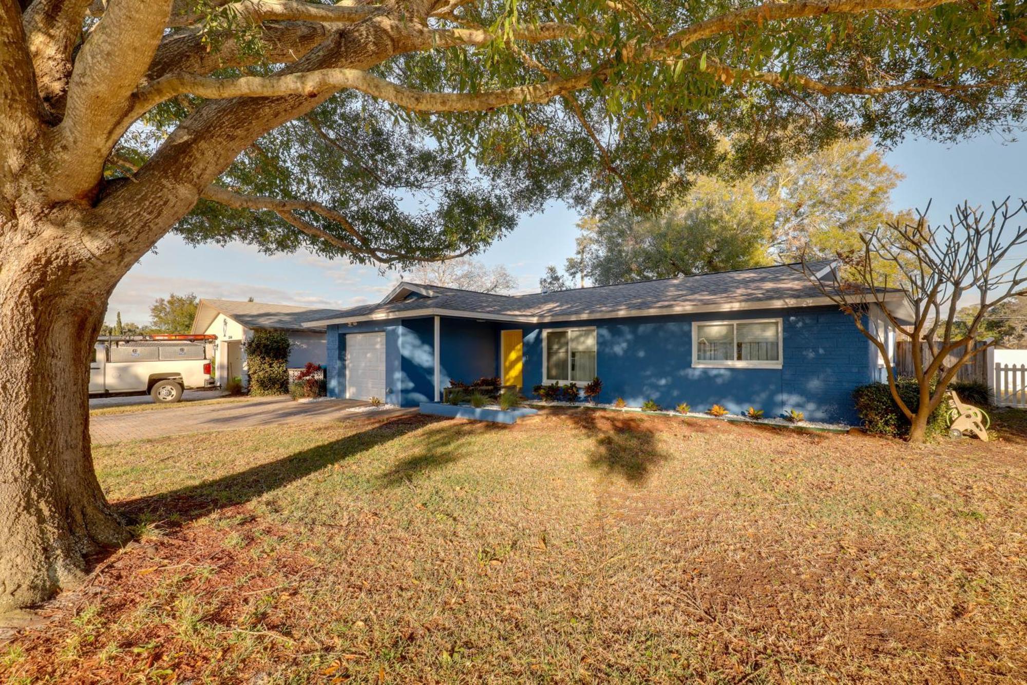 Holiday home Calming Getaway 9 Mi To Beach!