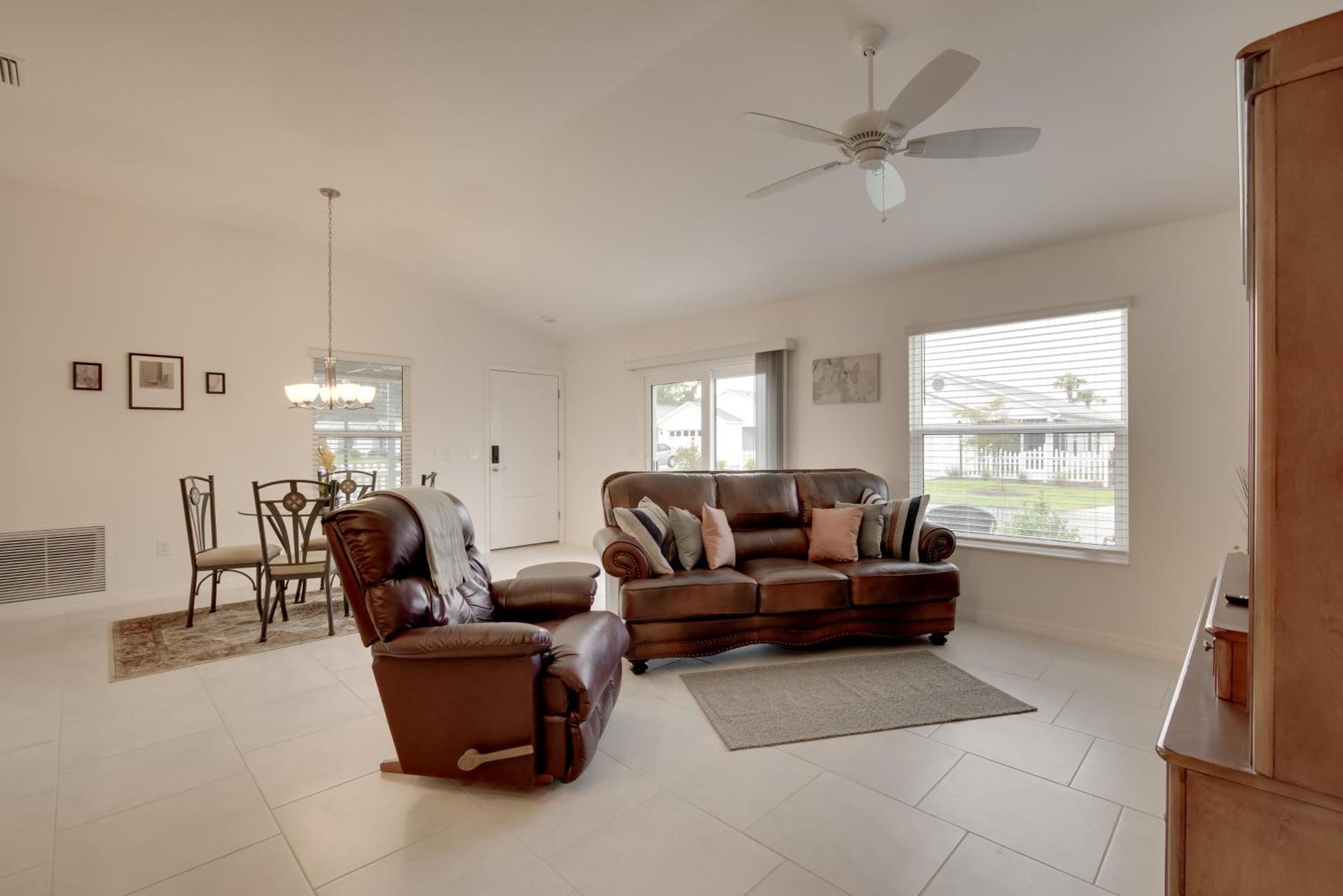 Sun-soaked Retreat In With Grill! * The Villages
