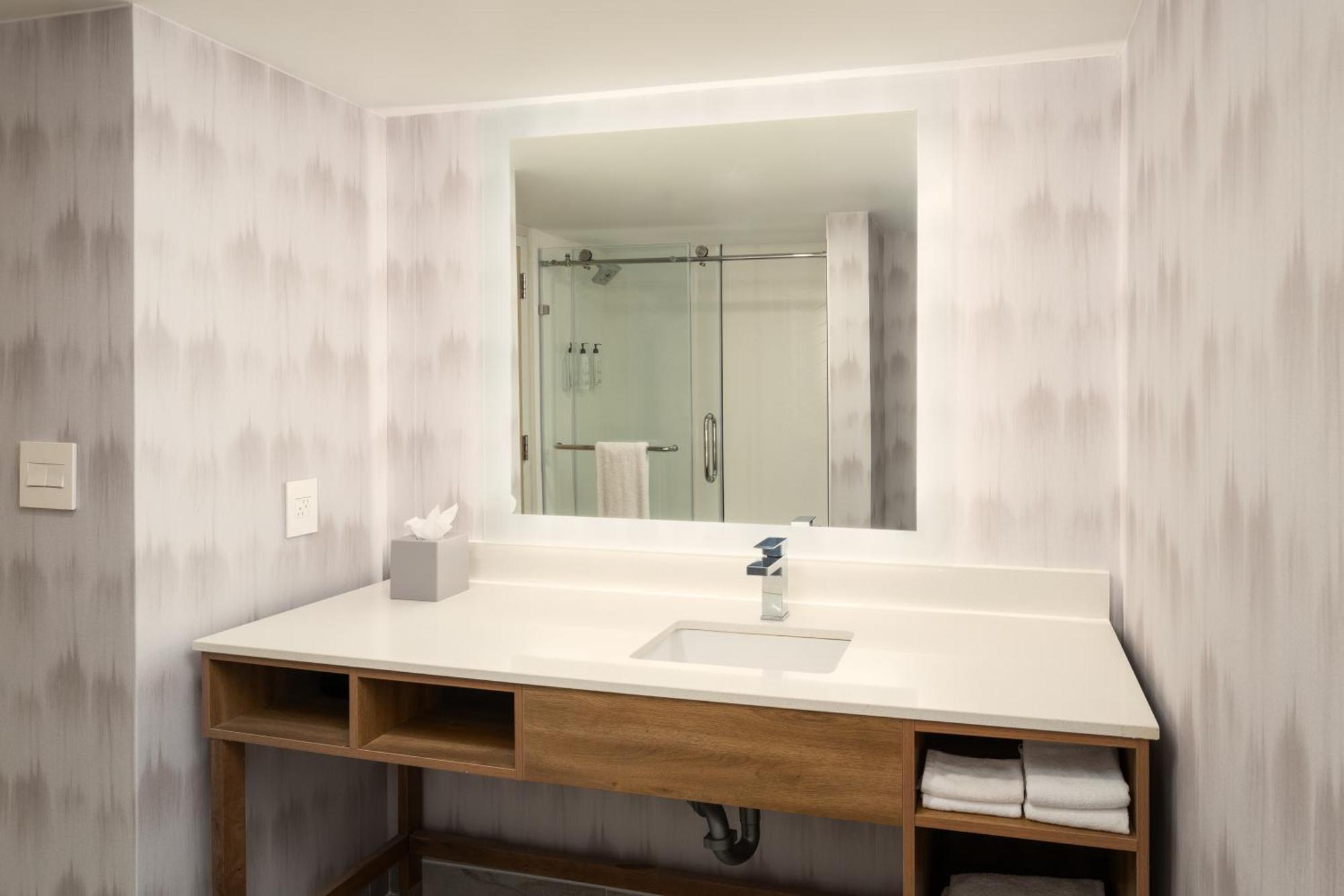 Fairfield & Butler Boulevard 3*