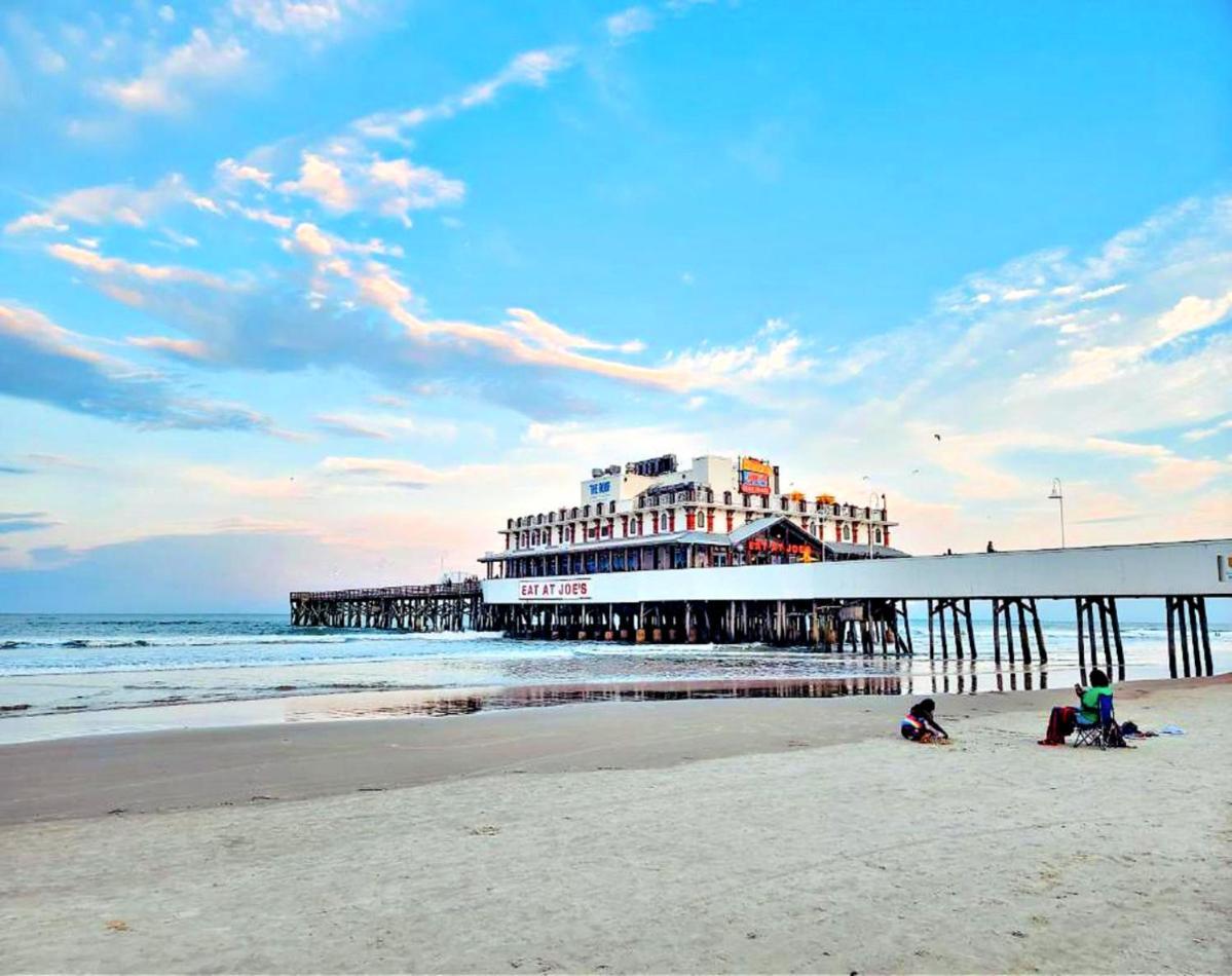 Vacation In Comfort And Luxury - 1br Direct Oceanfront - Wyndham Ocean Walk -1302 Apartment