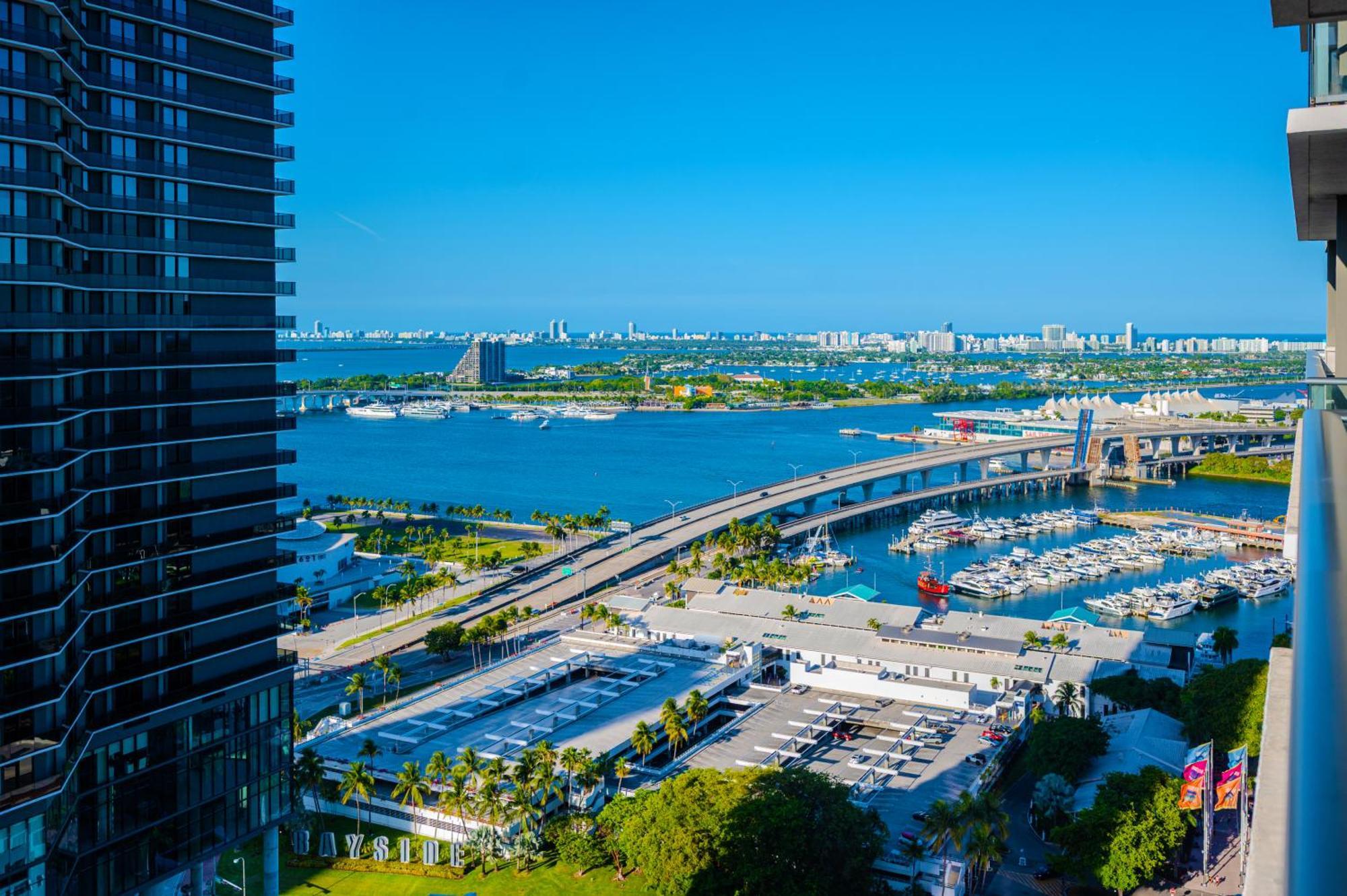 Luxury Loft - Free Parking - Ocean View - Brickell Downtown Apartment Miami