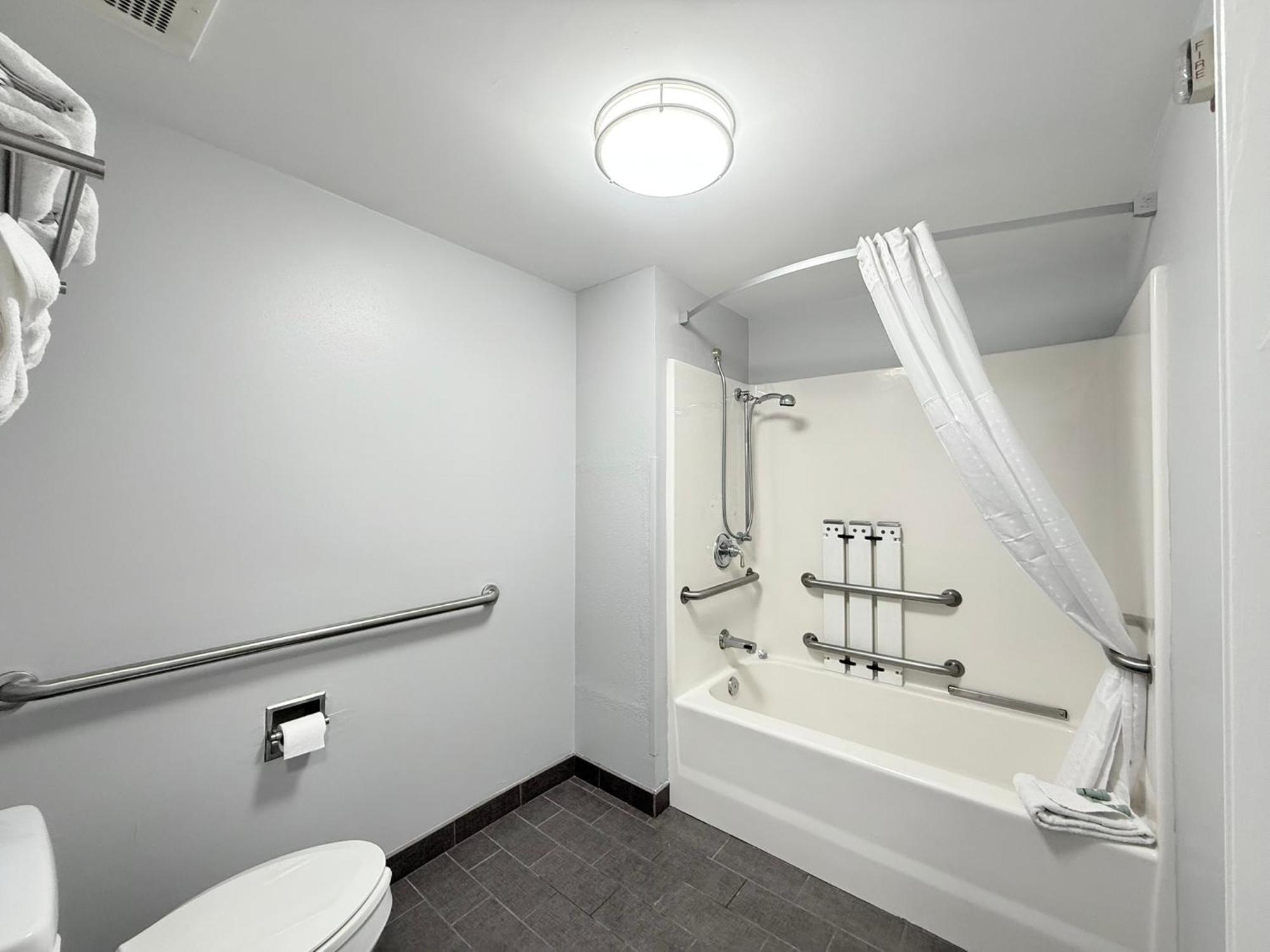 Inn Western Of 3*