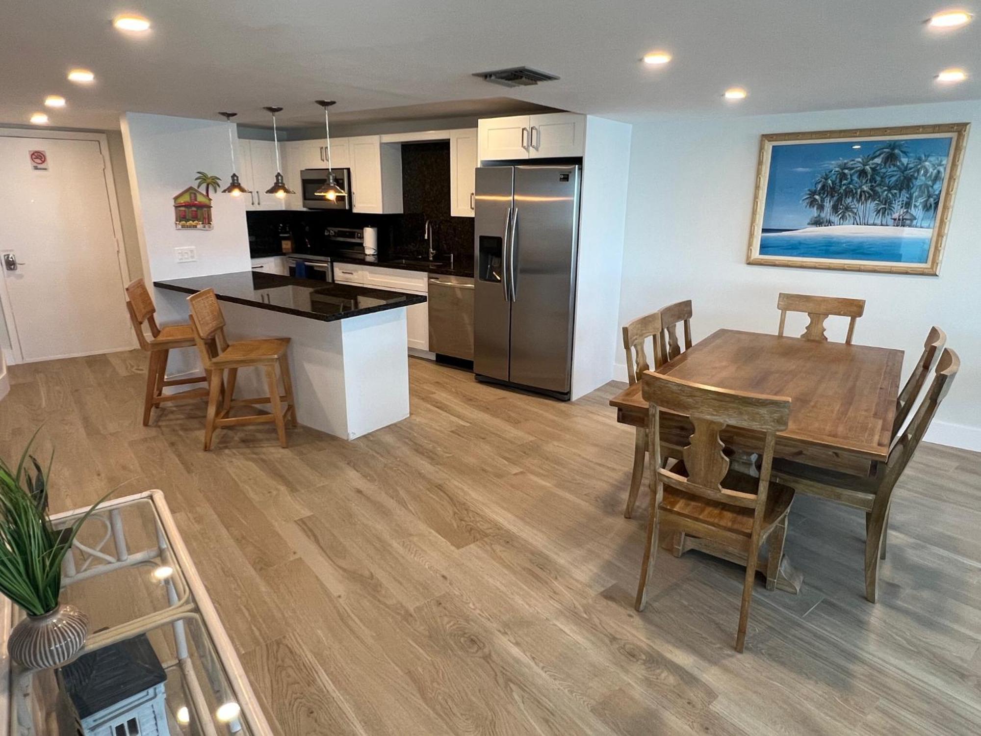 Apartment Licensed Mgr - Modern Oceanfront Condo! Beautiful Ocean Views! Resort! 2 King Beds!
