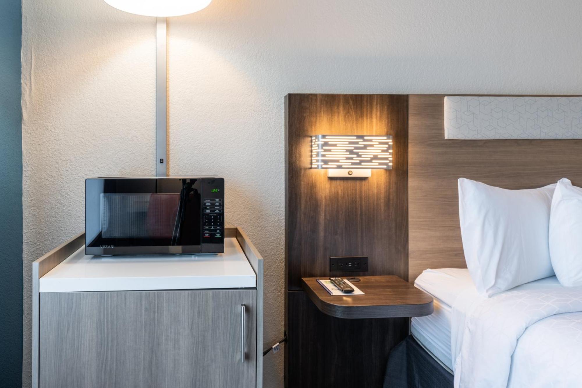 Express & Orange - Deltona By Ihg 2* Orange City