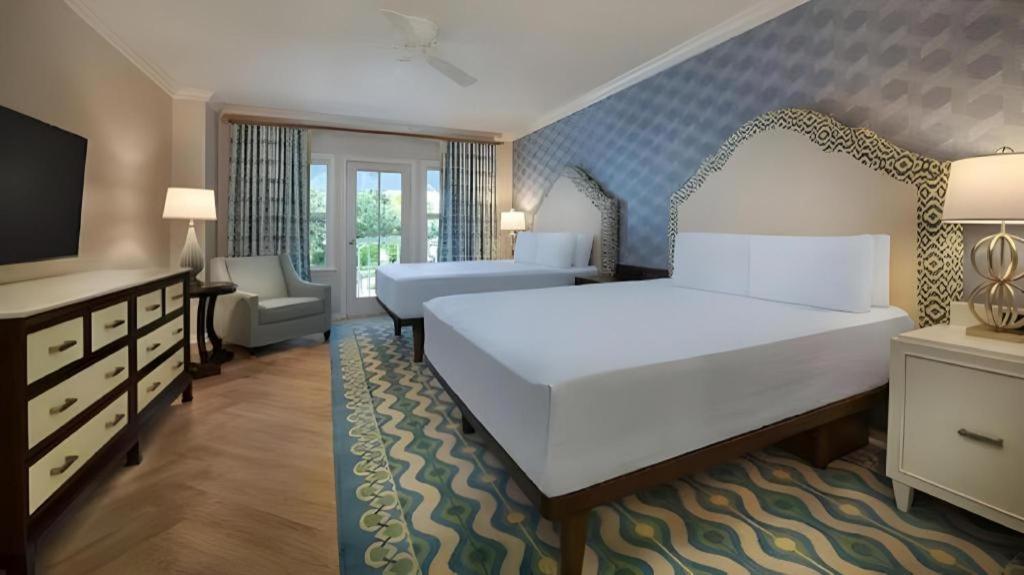 Disney's Club 4*