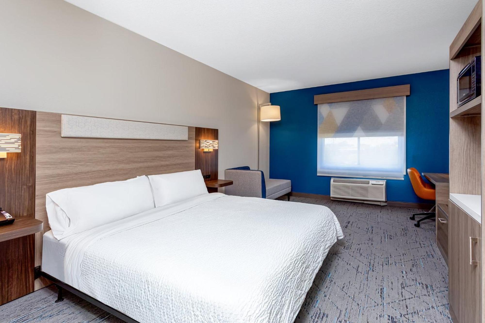 & Suites-i-95 Hotel Palm Coast