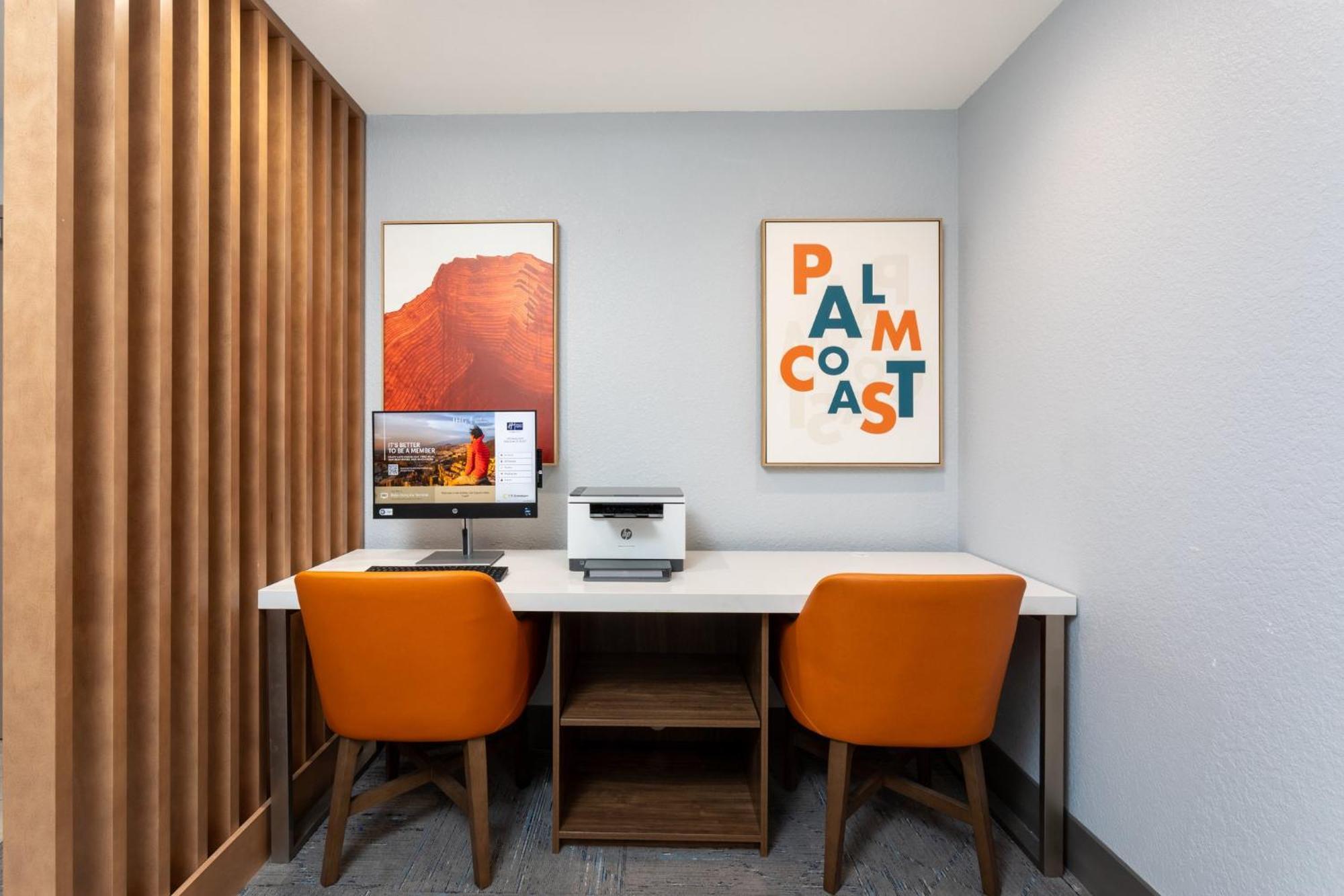 & Suites-i-95 Hotel