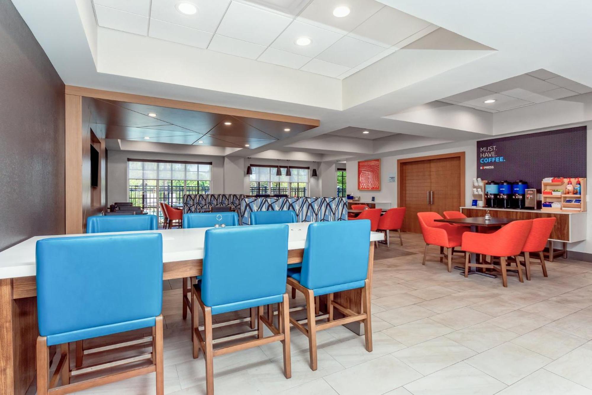 & Suites-i-95 Palm Coast