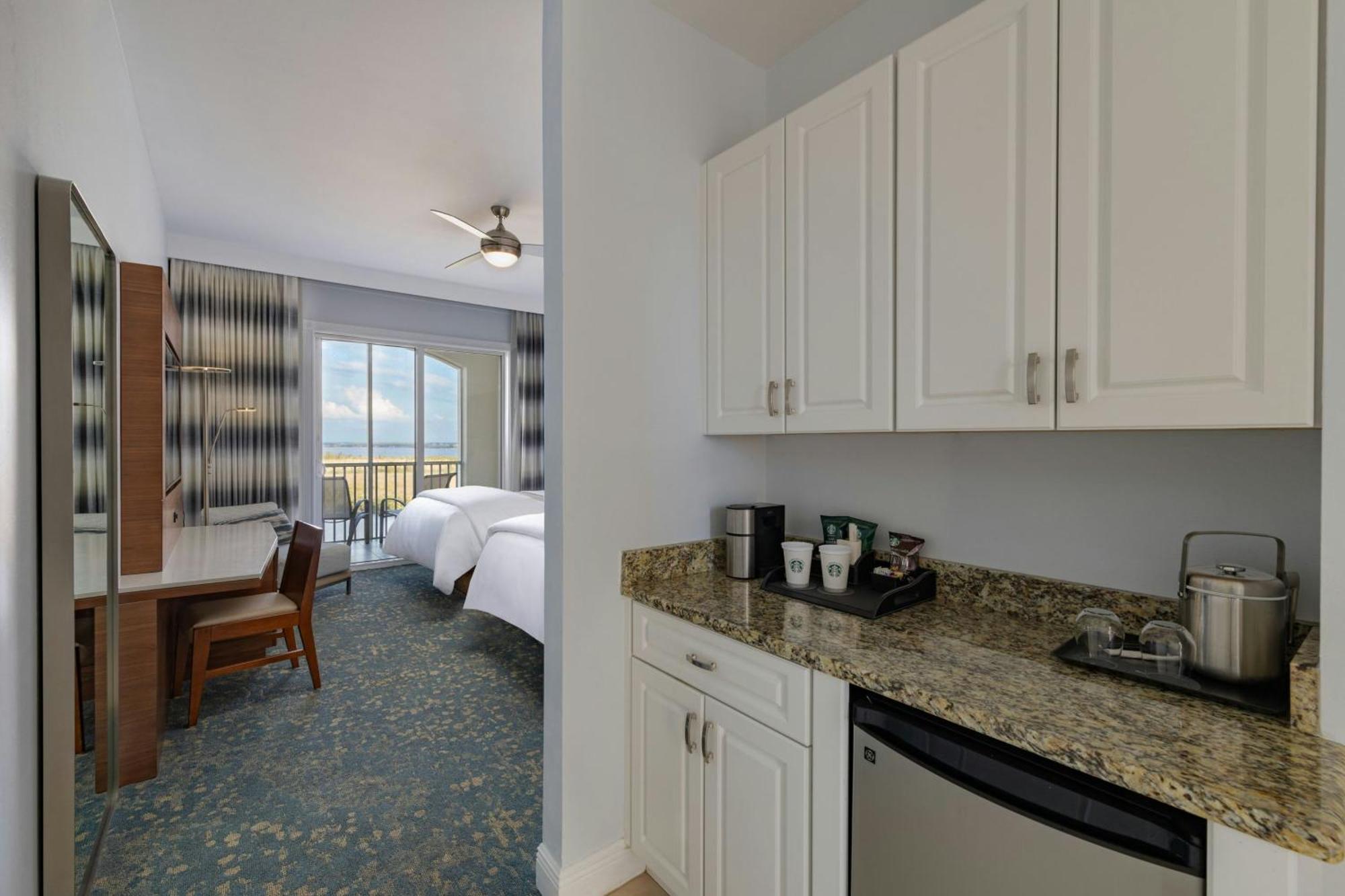 Resort The Westin At Marina Village