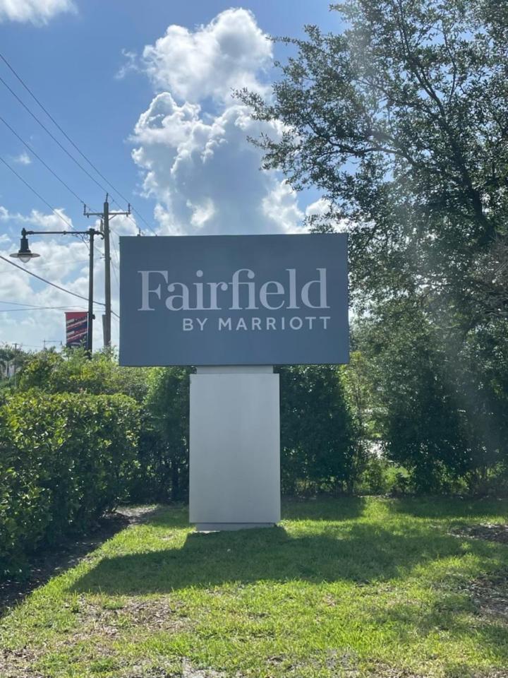 Fairfield By Marriott & West/palm Bay 3*