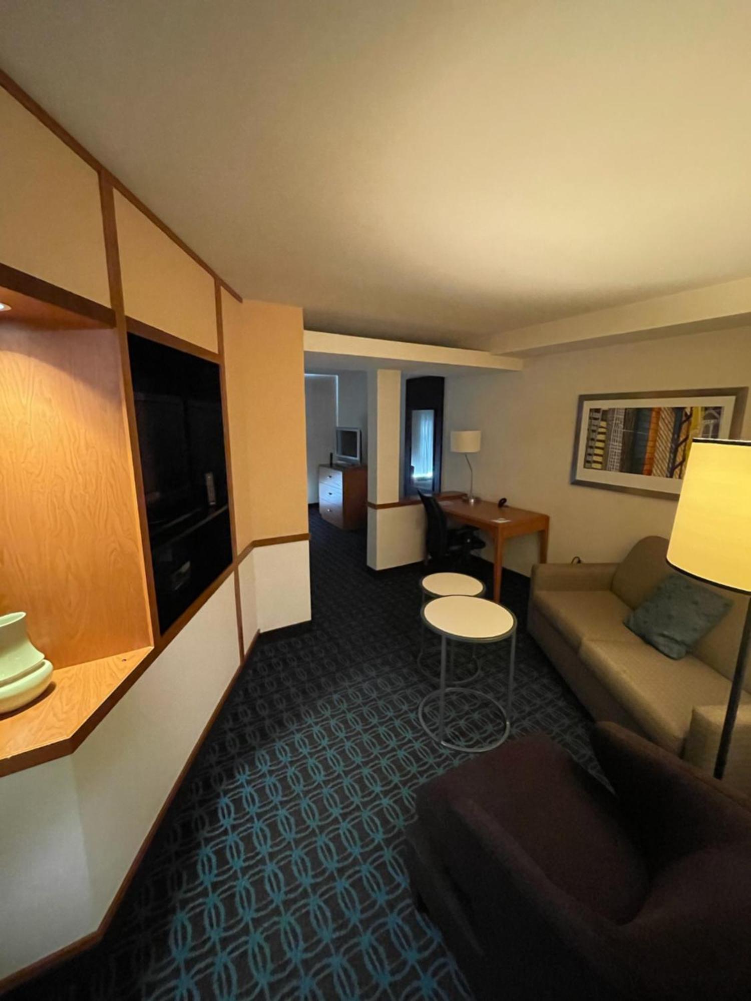 Fairfield By Marriott & West/palm Bay Hotel Melbourne