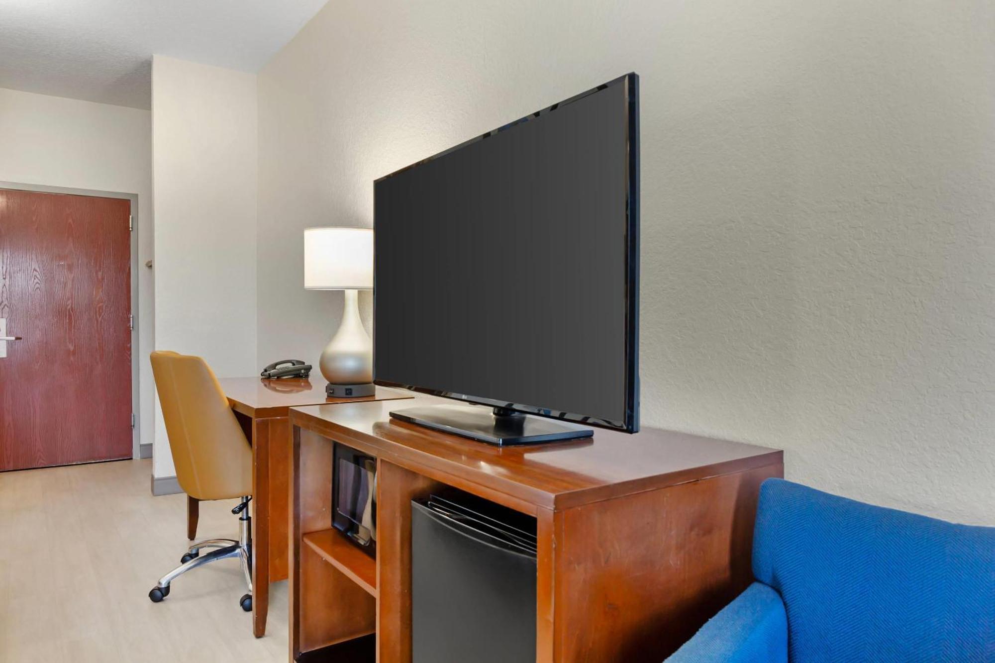 Hotel Comfort & Orlando North Sanford