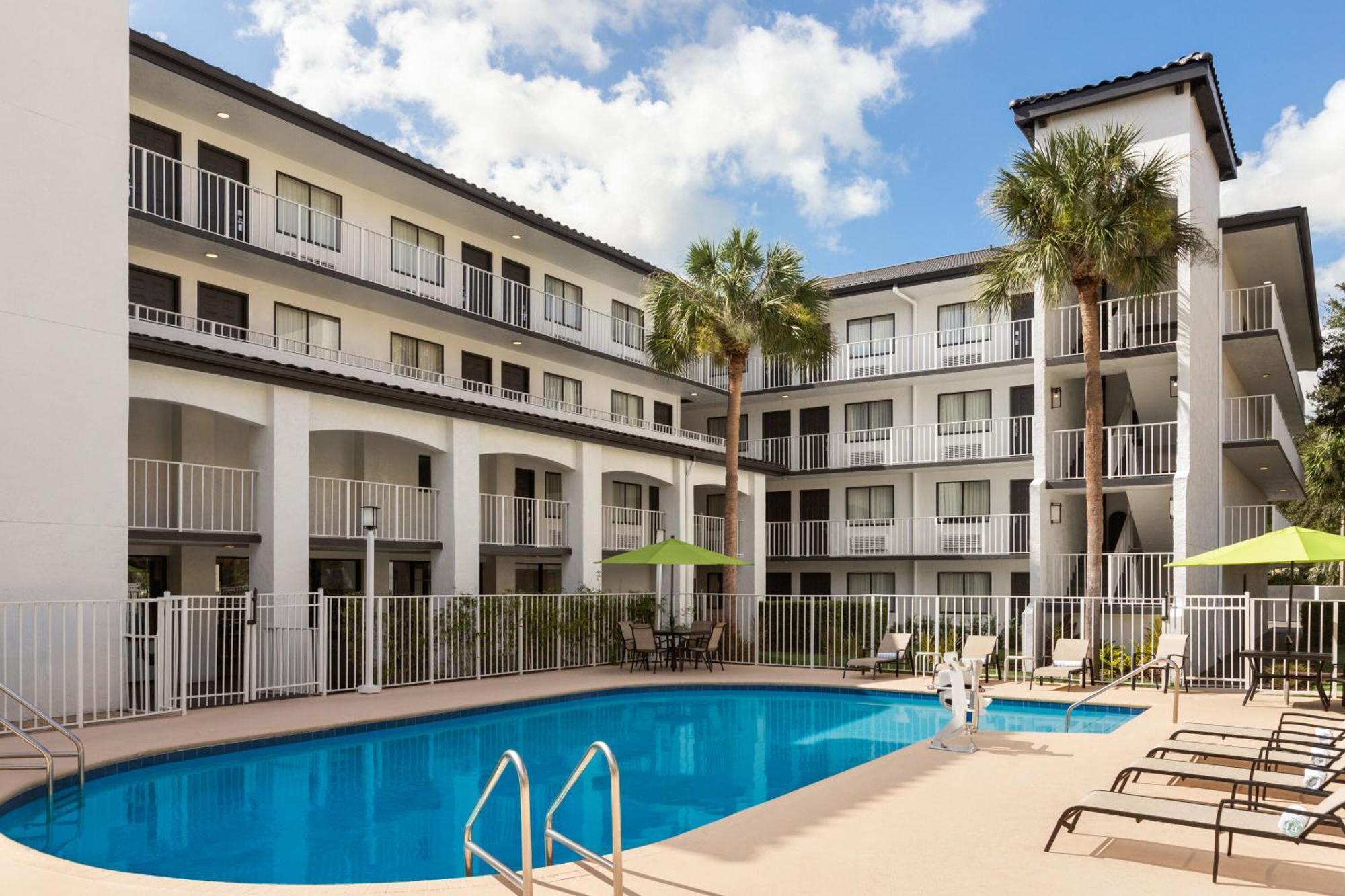 Mai Hana Hotel- Intl Drive, Trademark Collection By Wyndham Williamsburg
