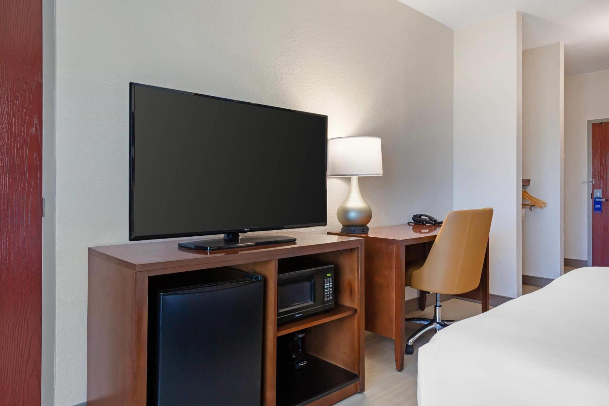 Hotel Comfort & Orlando North 3*