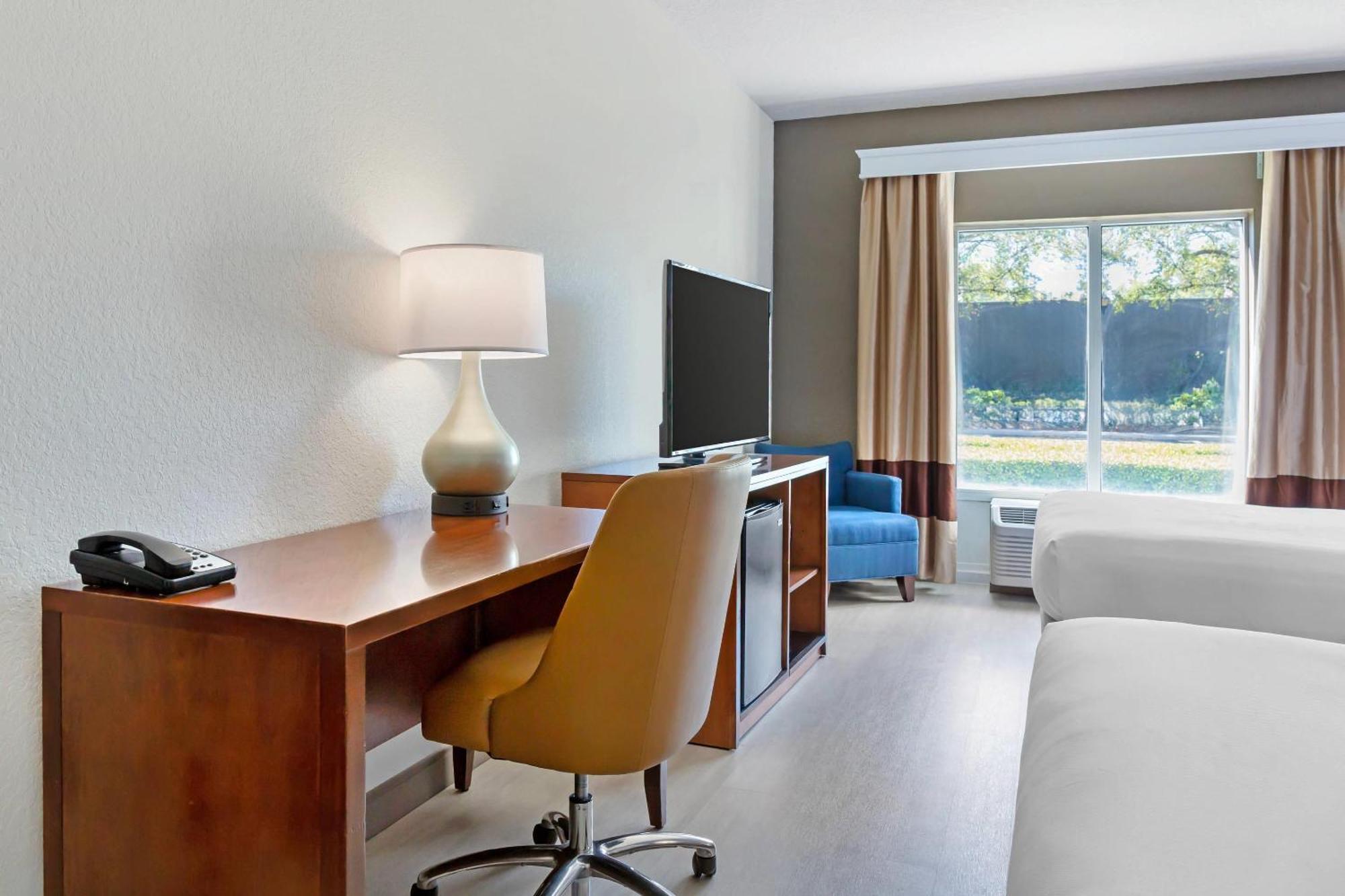 Comfort & Orlando North 3*