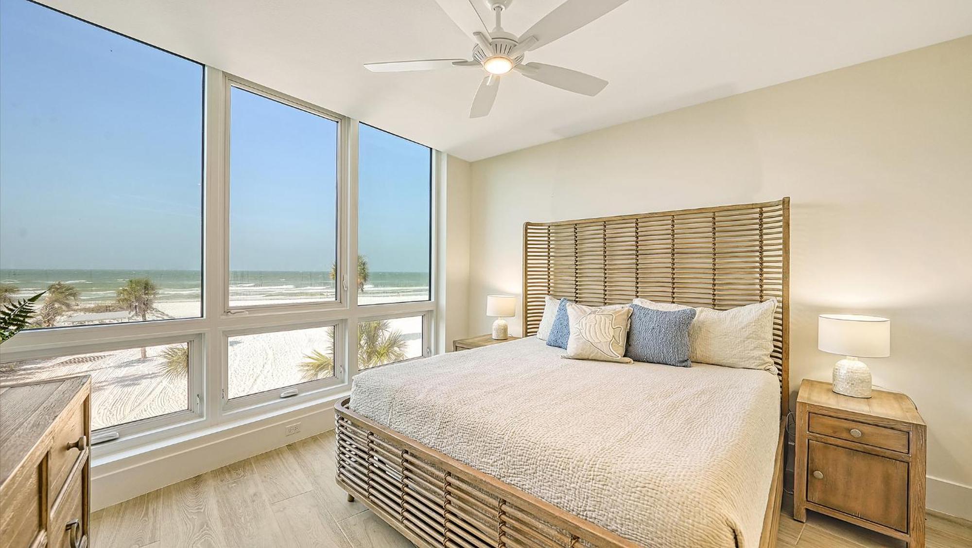 Apartment Ten35 Seaside *