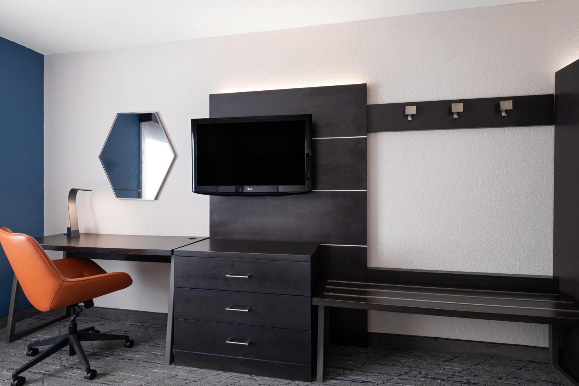Hotel Express North / I-275 By Ihg 2*