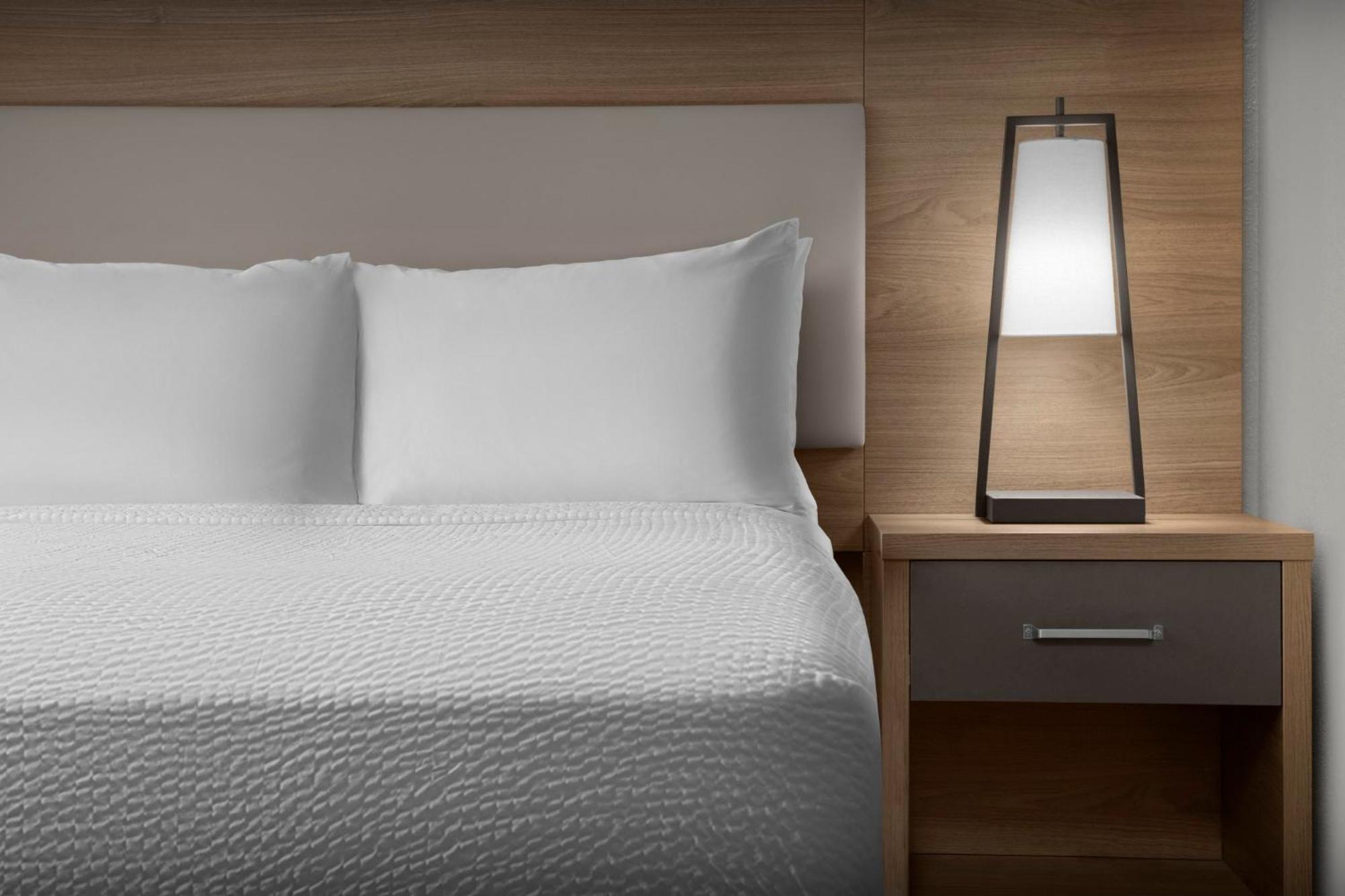 Hotel Candlewood Southpoint