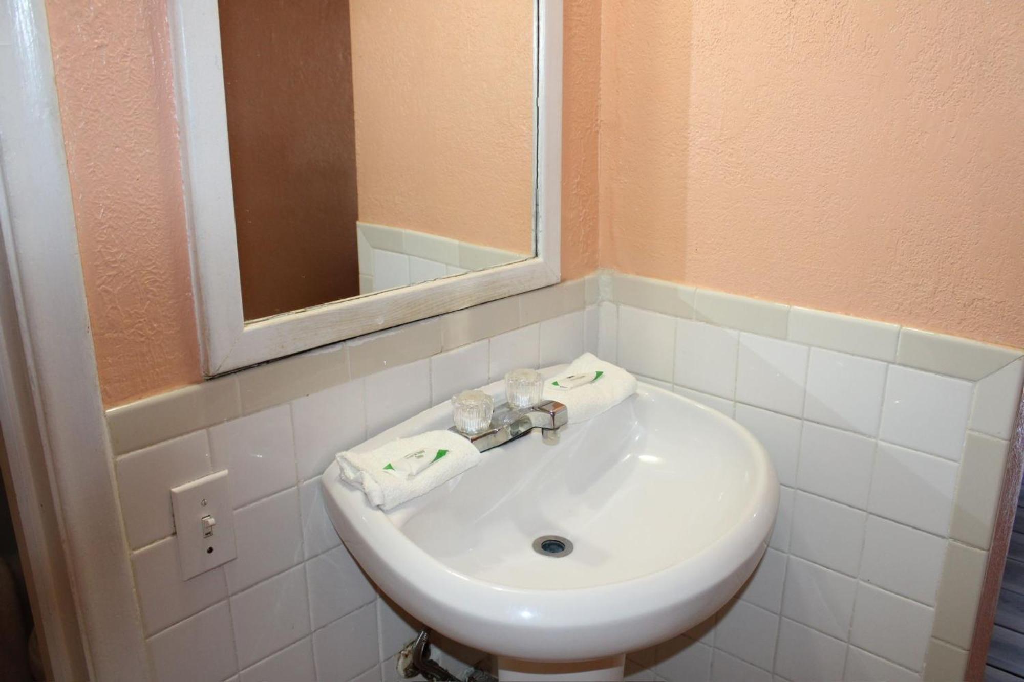 Executive Economy Motel Pompano Beach
