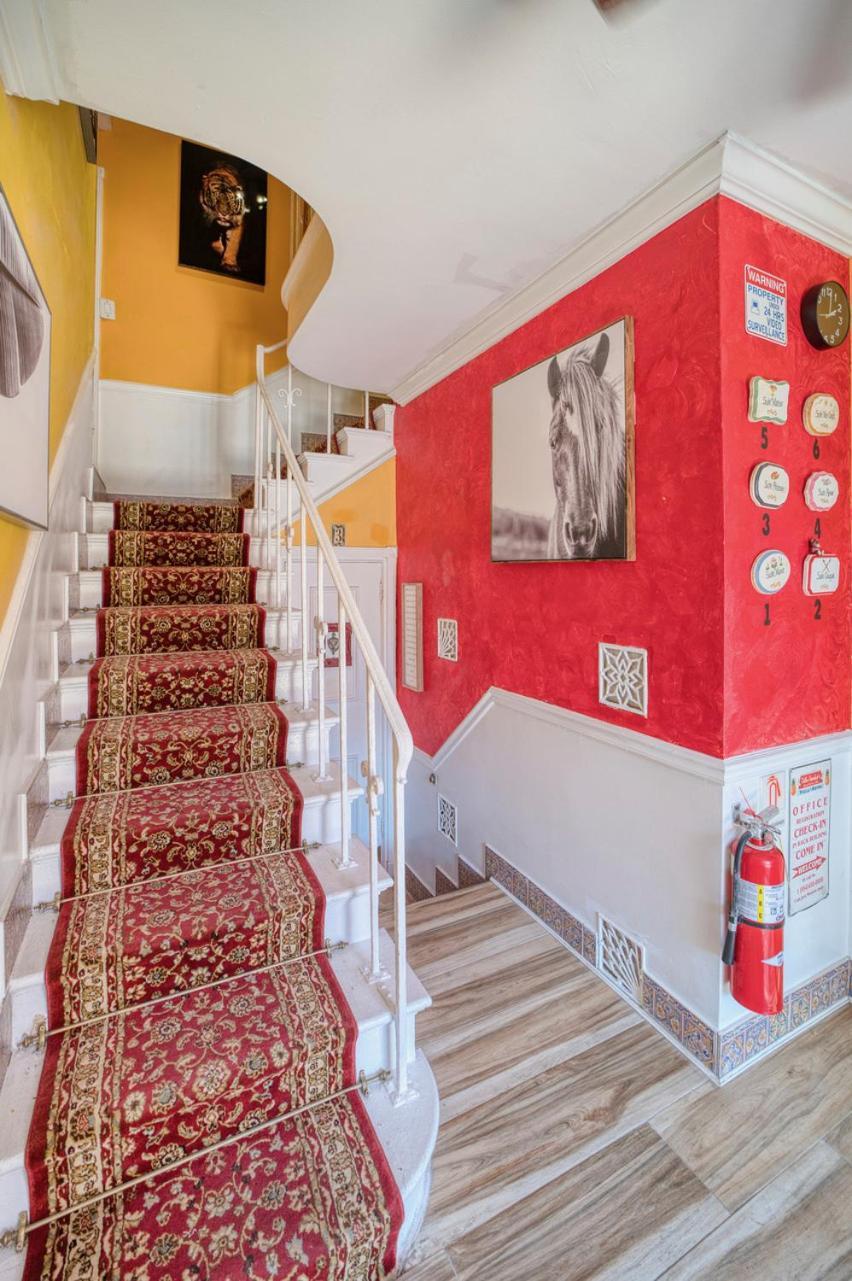 Sinclair Boutique 3* Hollywood
