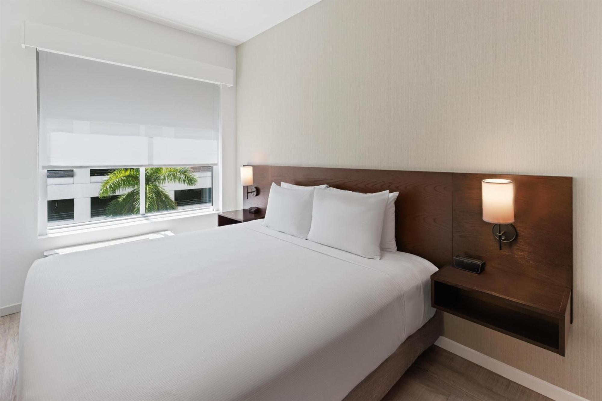 Hyatt Place West Palm Hotel