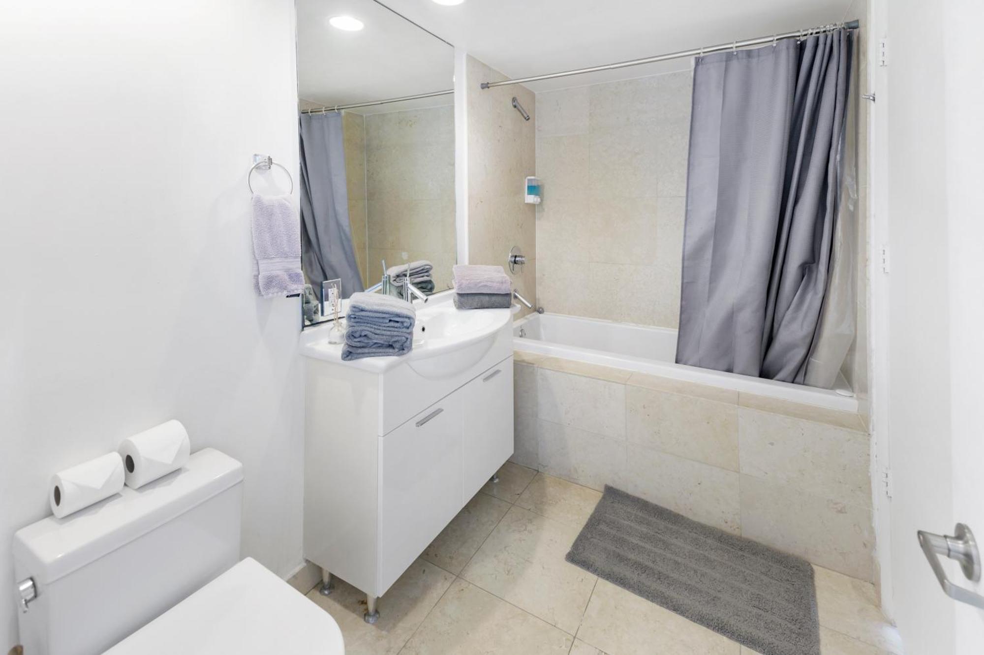 Aparthotel Icon Brickell Residences 4*