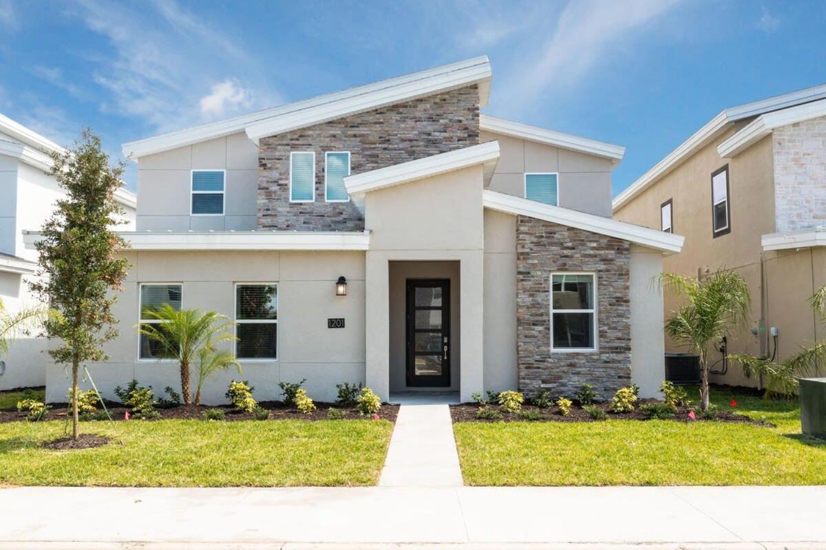 Marvelous 7bd/5ba Family Friendly W/ Gameroom & Pool Close To 1201 * Kissimmee