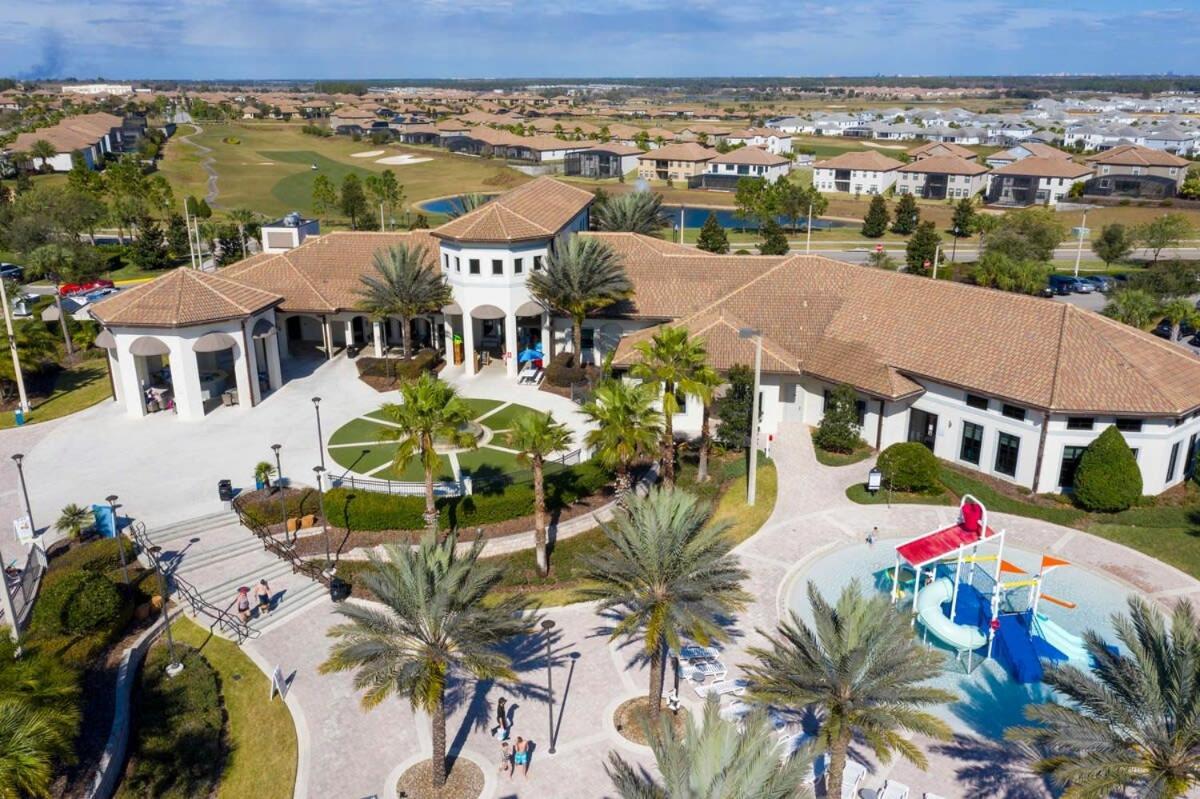 Marvelous 7bd/5ba Family Friendly W/ Gameroom & Pool Close To 1201 Holiday home *