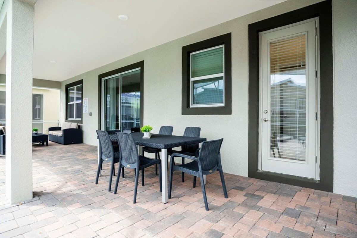 Marvelous 7bd/5ba Family Friendly W/ Gameroom & Pool Close To 1201 *