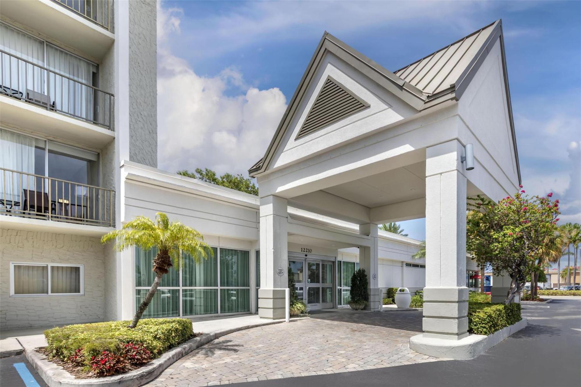 Western North Miami-bal Harbour 3*