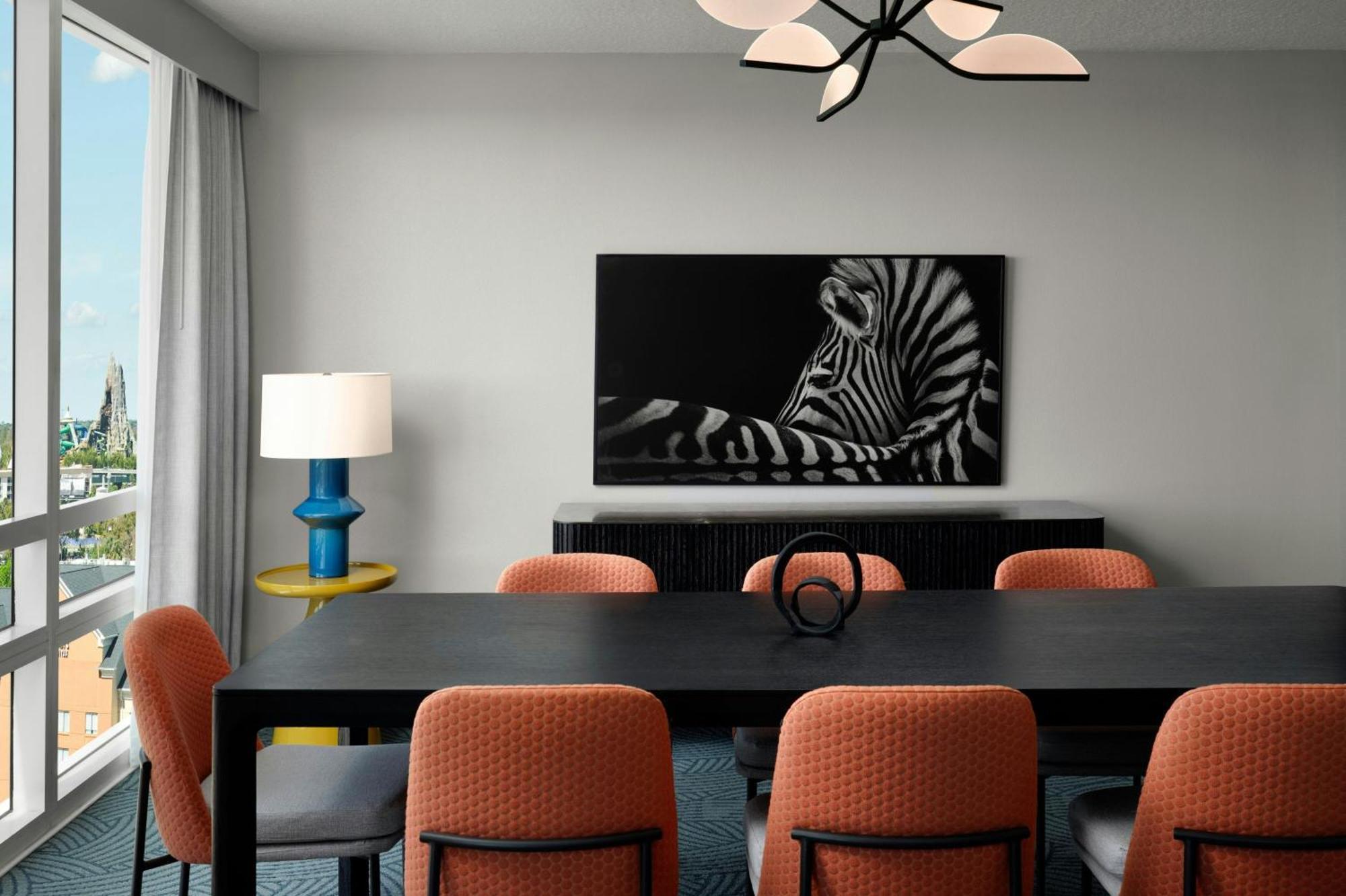 Landy Universal Blvd, A Tribute Portfolio 4* Orlando