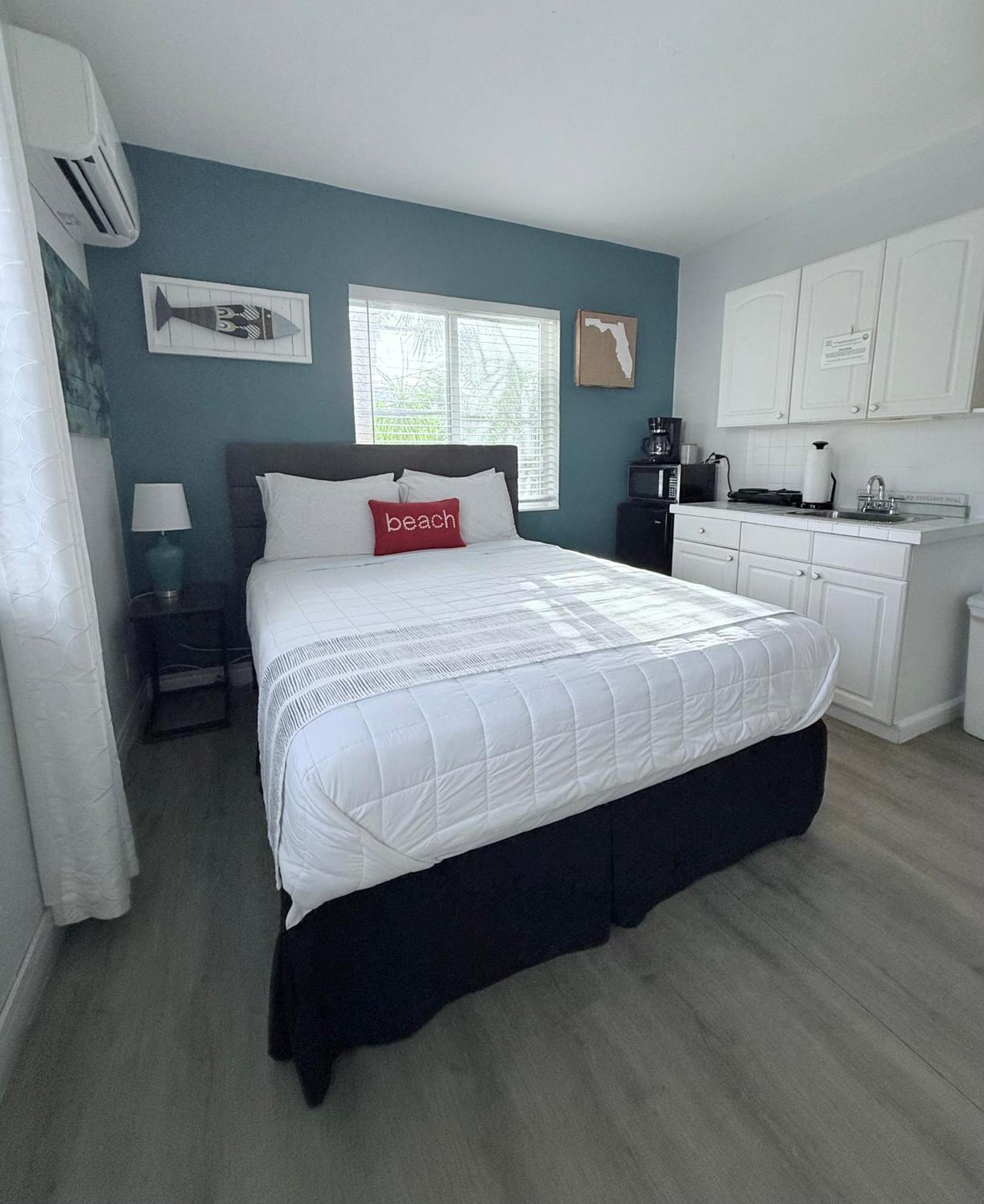 4145 By The Sea & Lauderdale-by-the-Sea