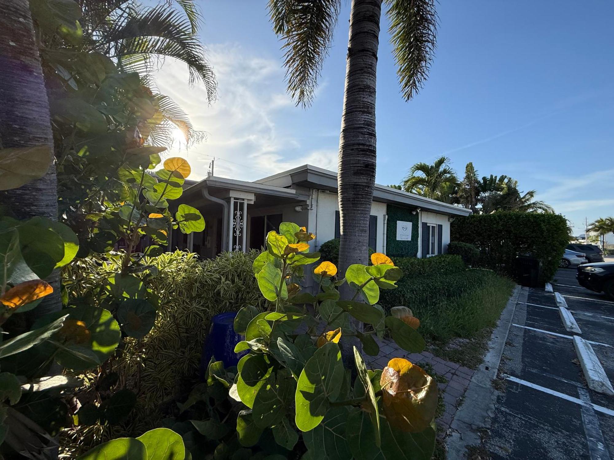 4145 By The Sea & Inn Lauderdale-by-the-Sea